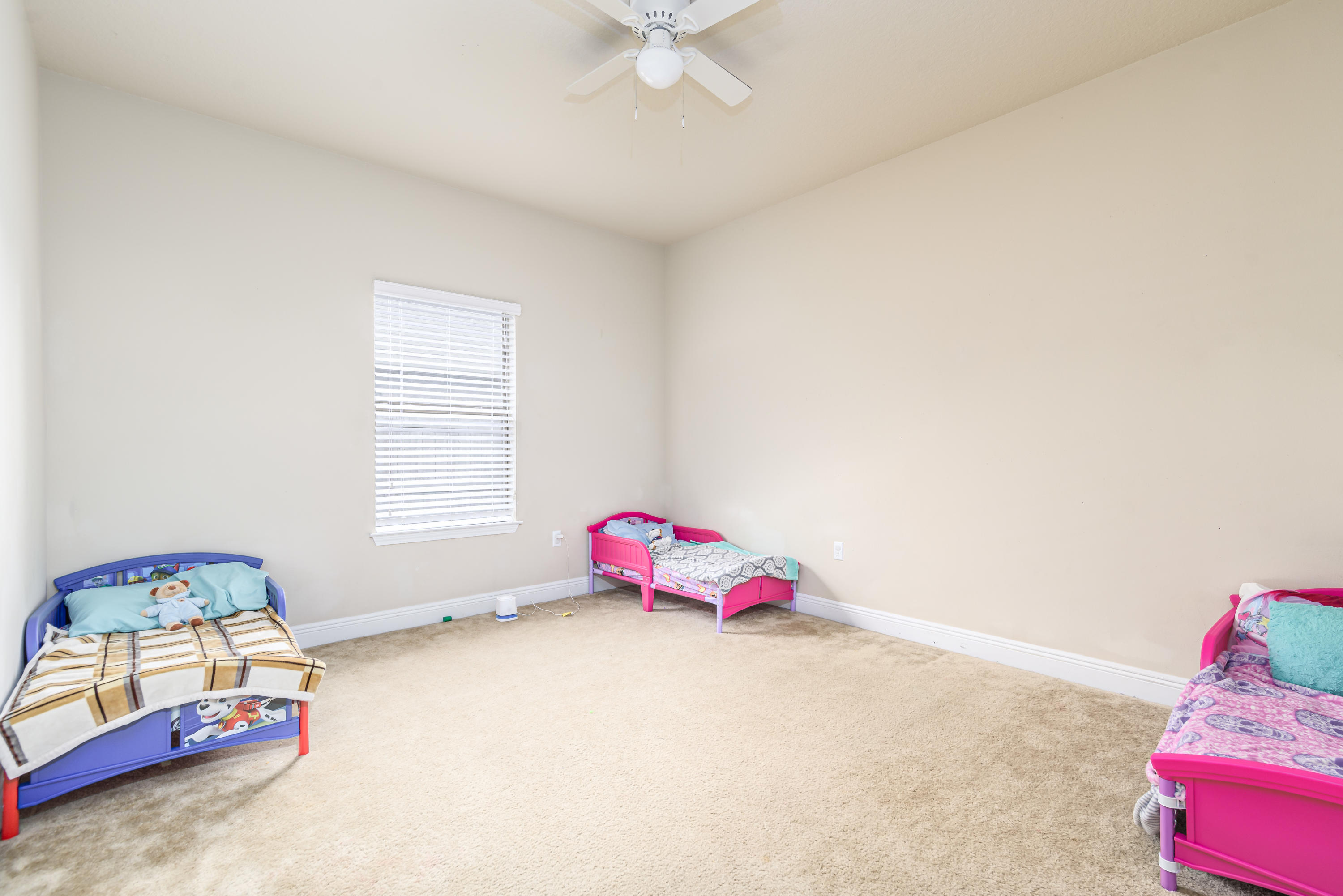 LIBERTY OAKS - Residential