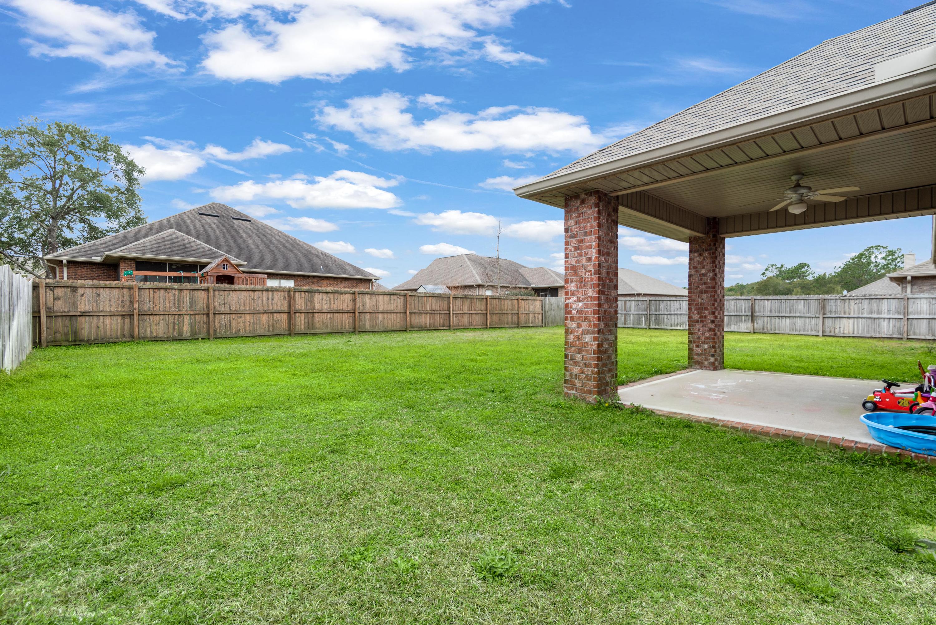 LIBERTY OAKS - Residential