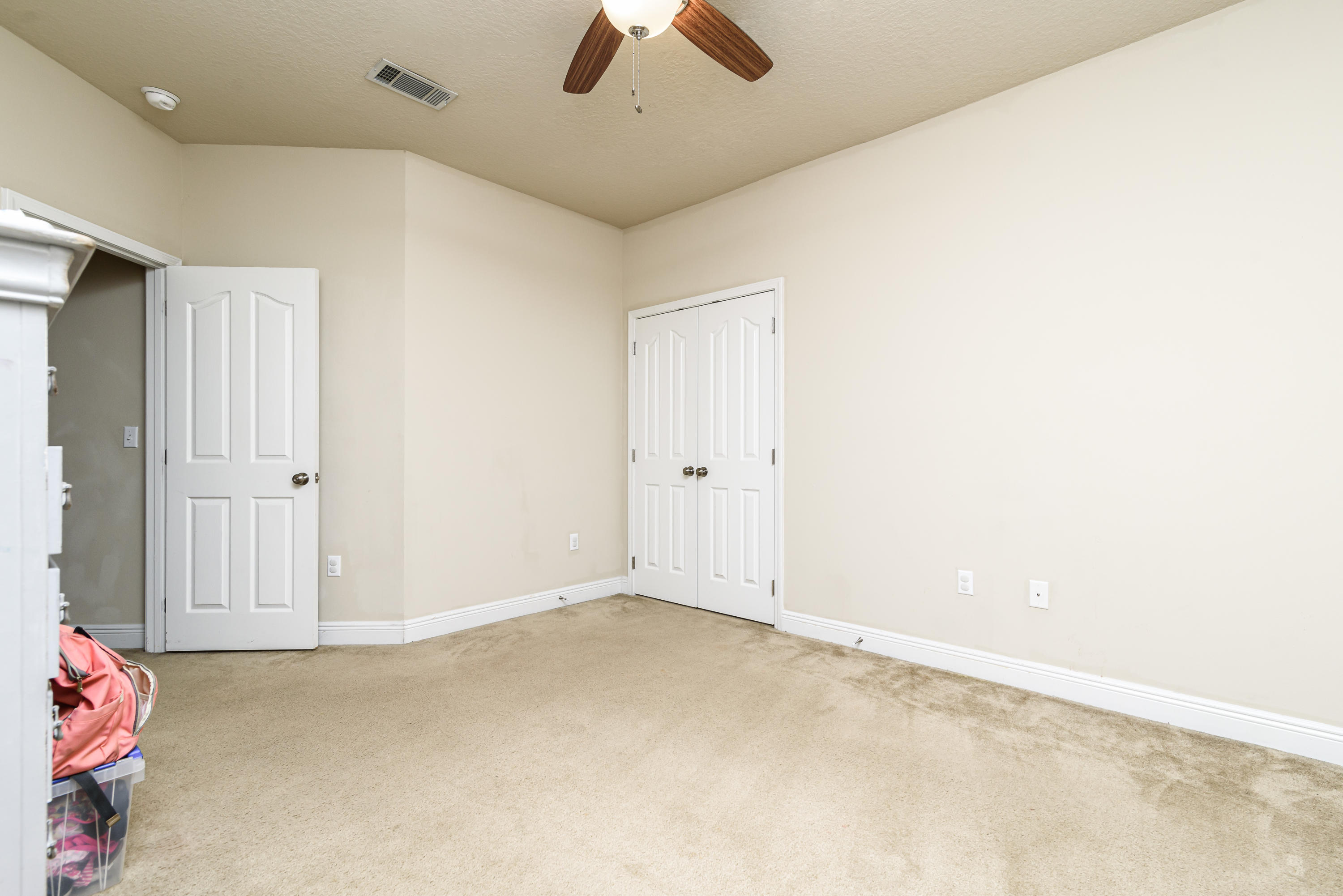 LIBERTY OAKS - Residential