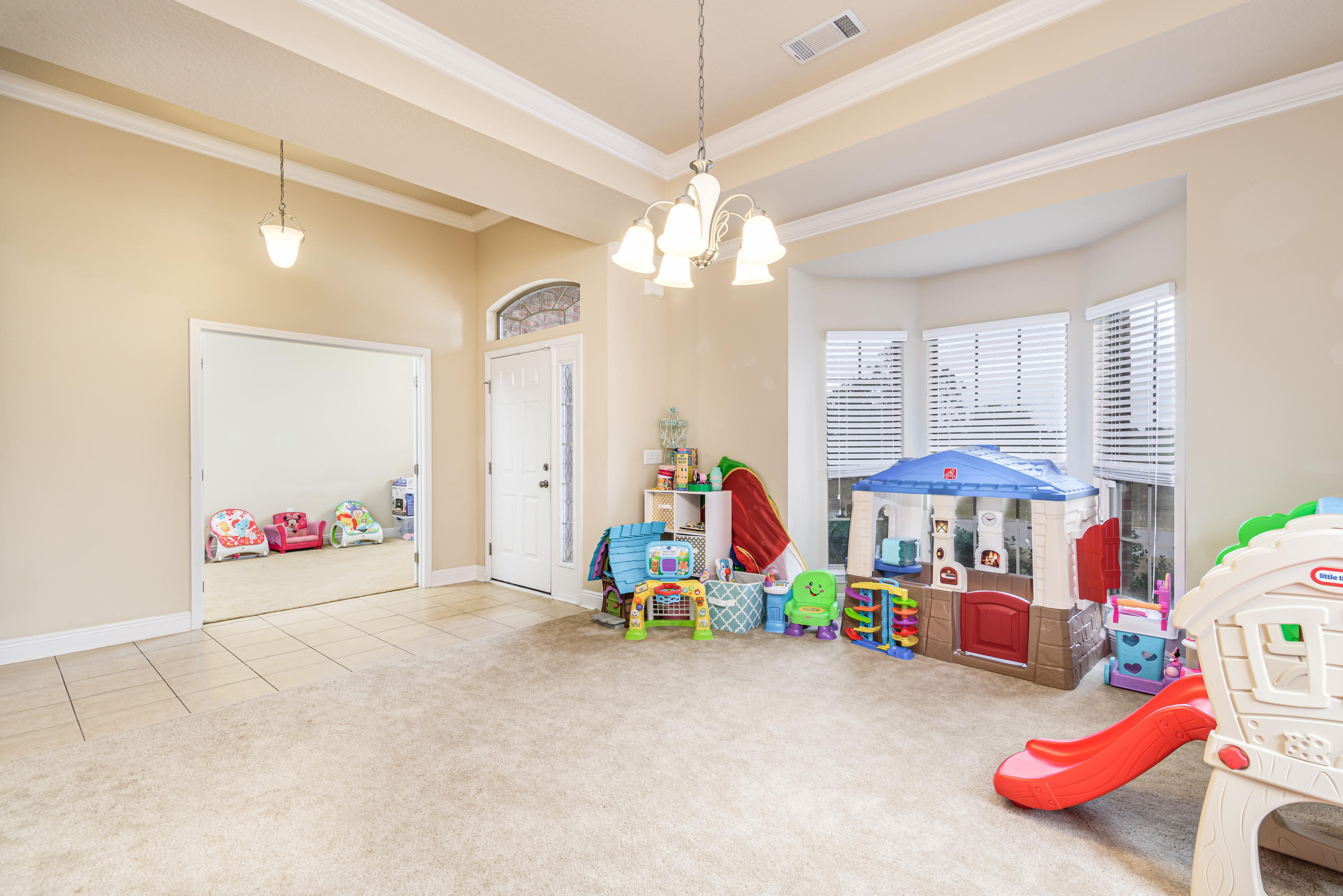 LIBERTY OAKS - Residential