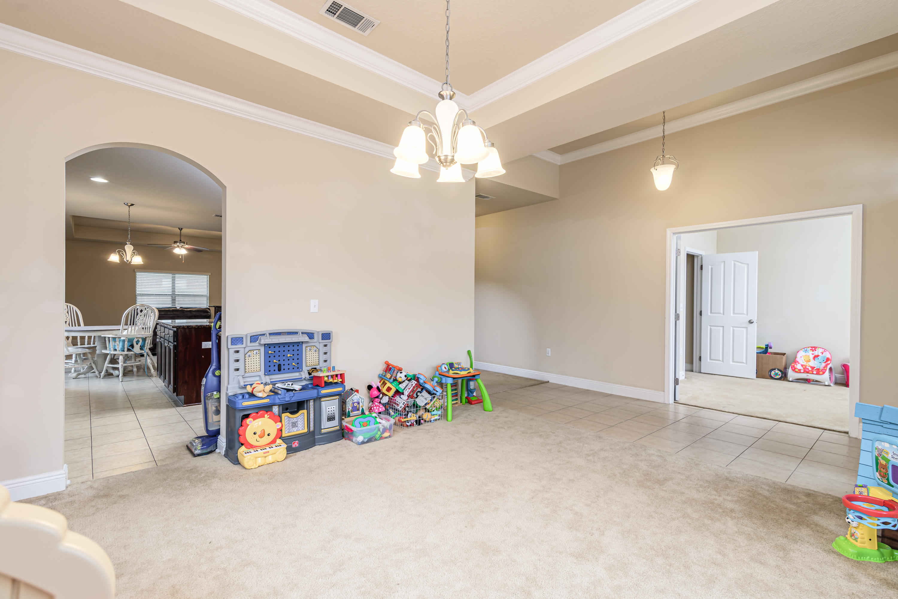 LIBERTY OAKS - Residential