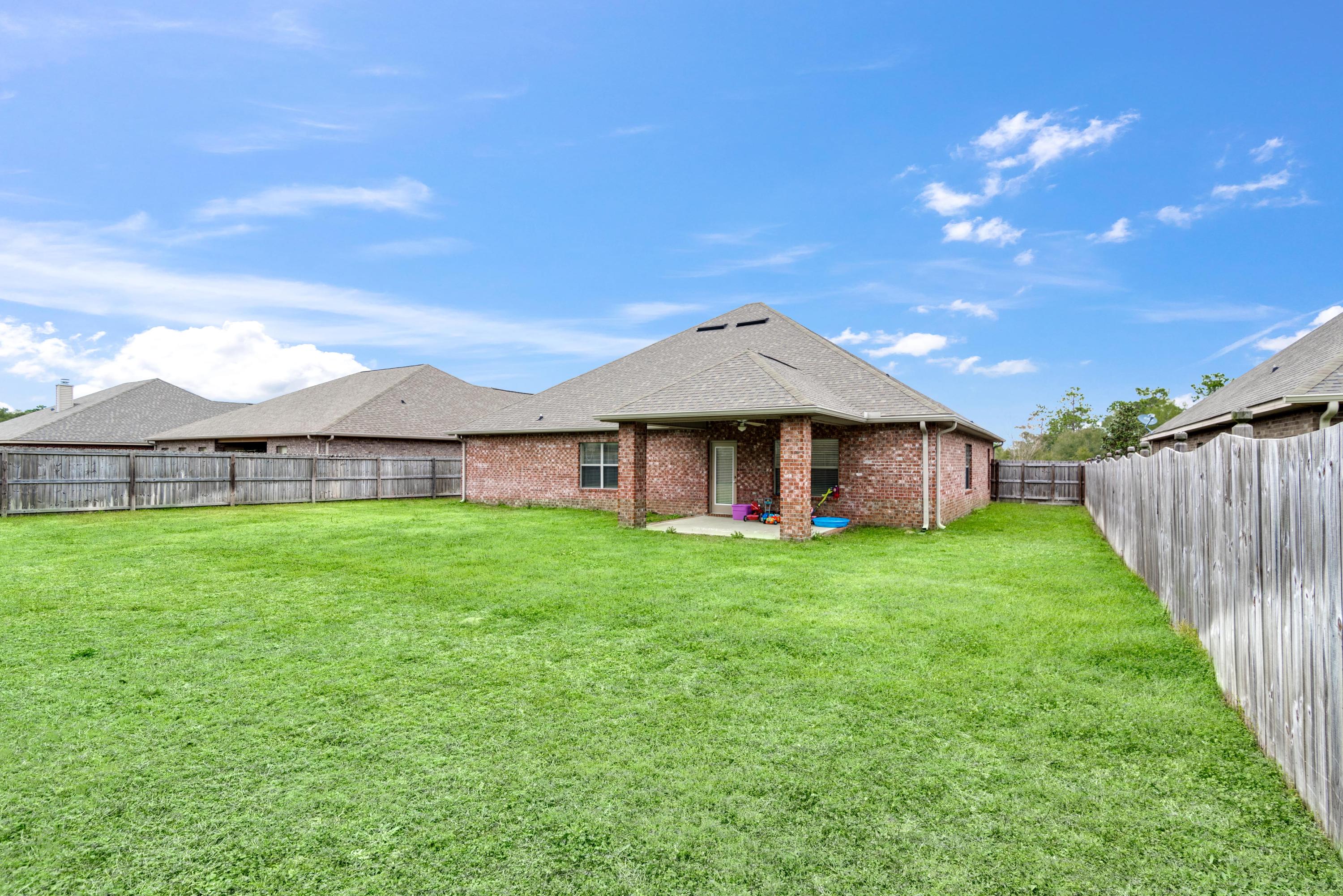 LIBERTY OAKS - Residential