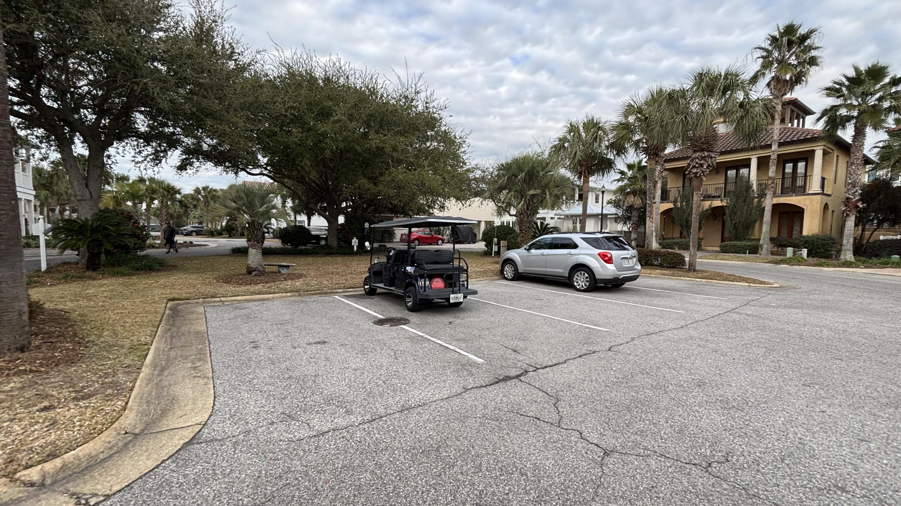 EMERALD WATERS VILLAGE - Residential