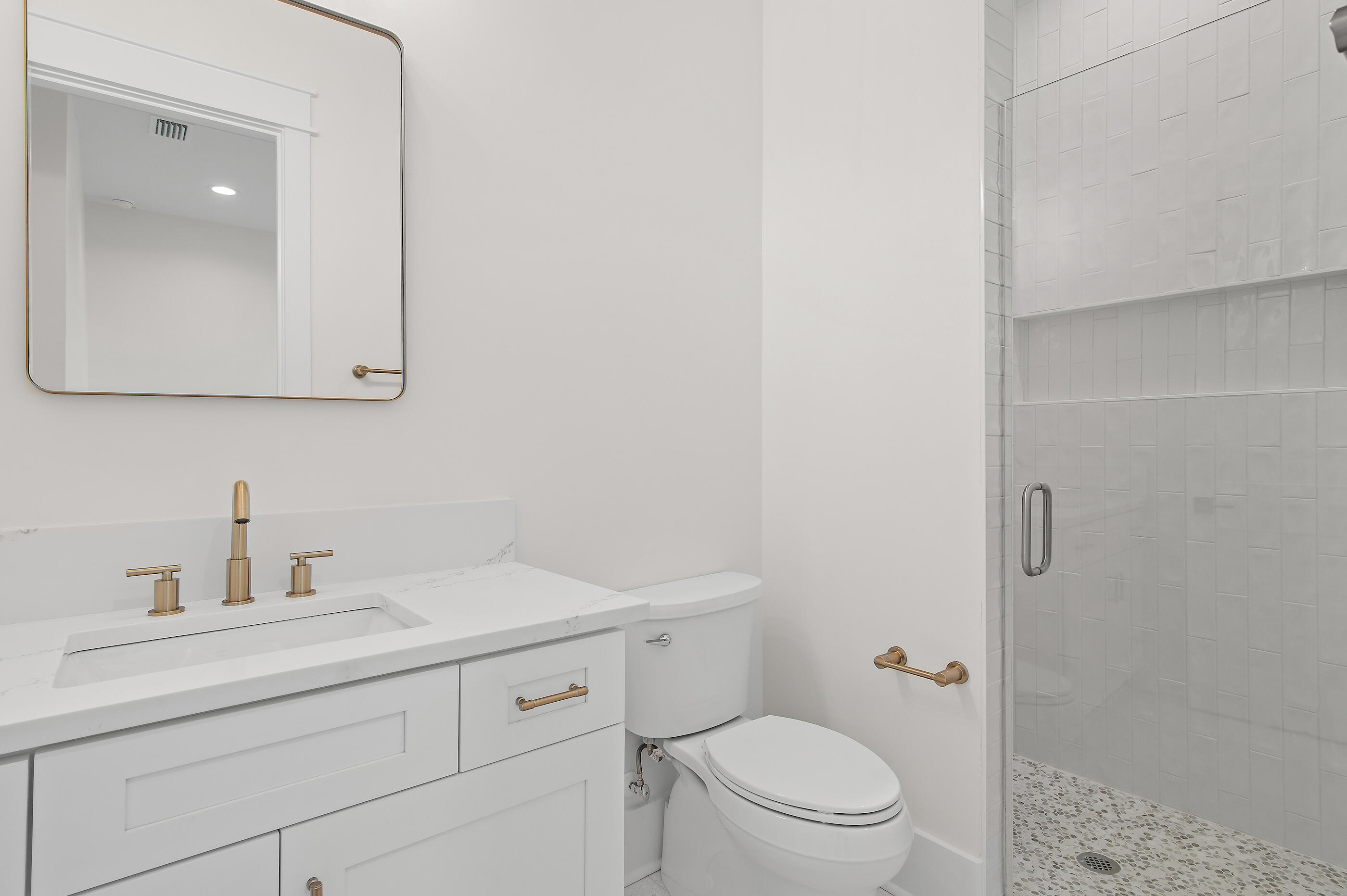 EMERALD WATERS VILLAGE - Residential