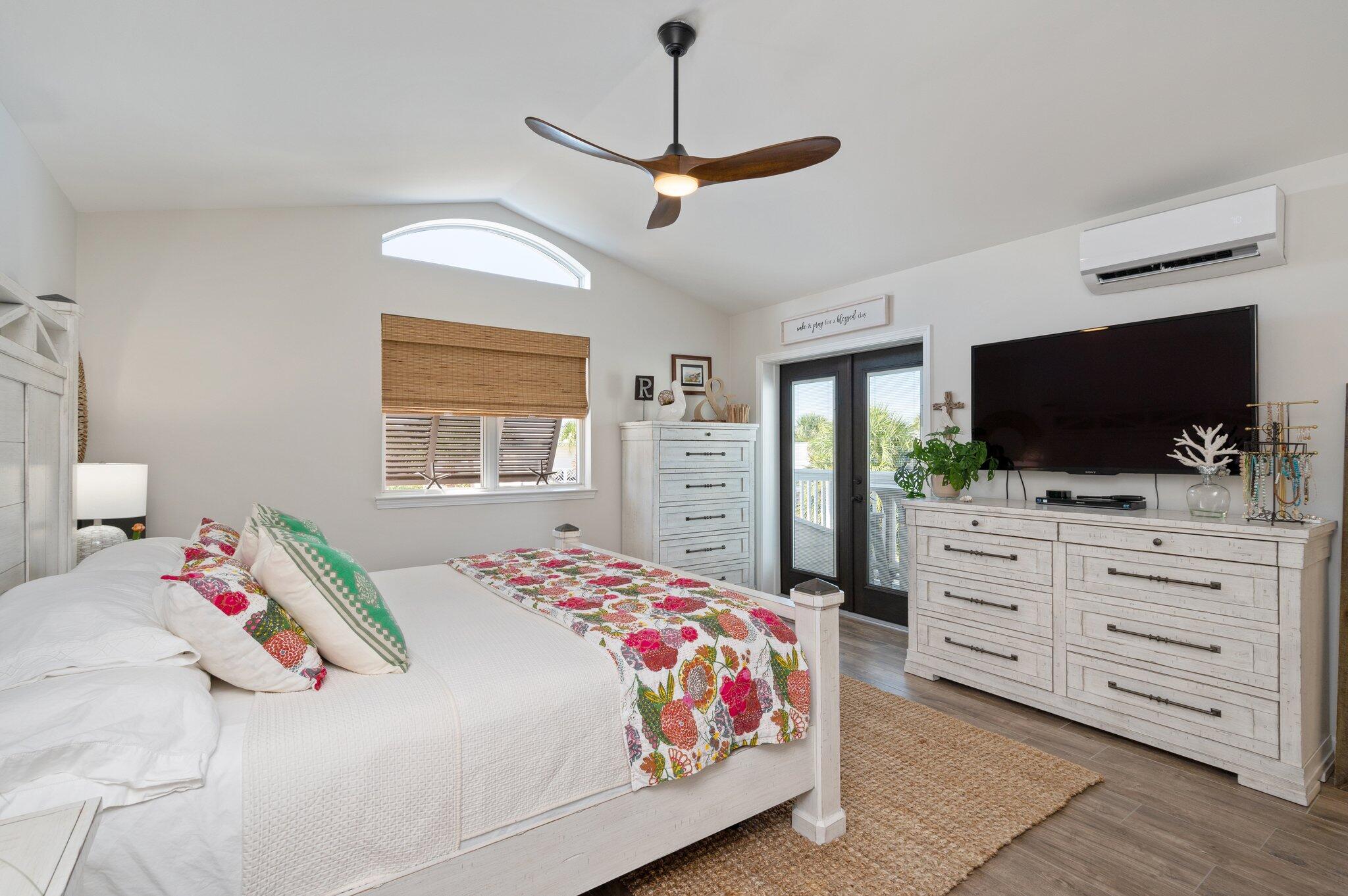 CRYSTAL BEACH COTTAGES PH 2 - Residential