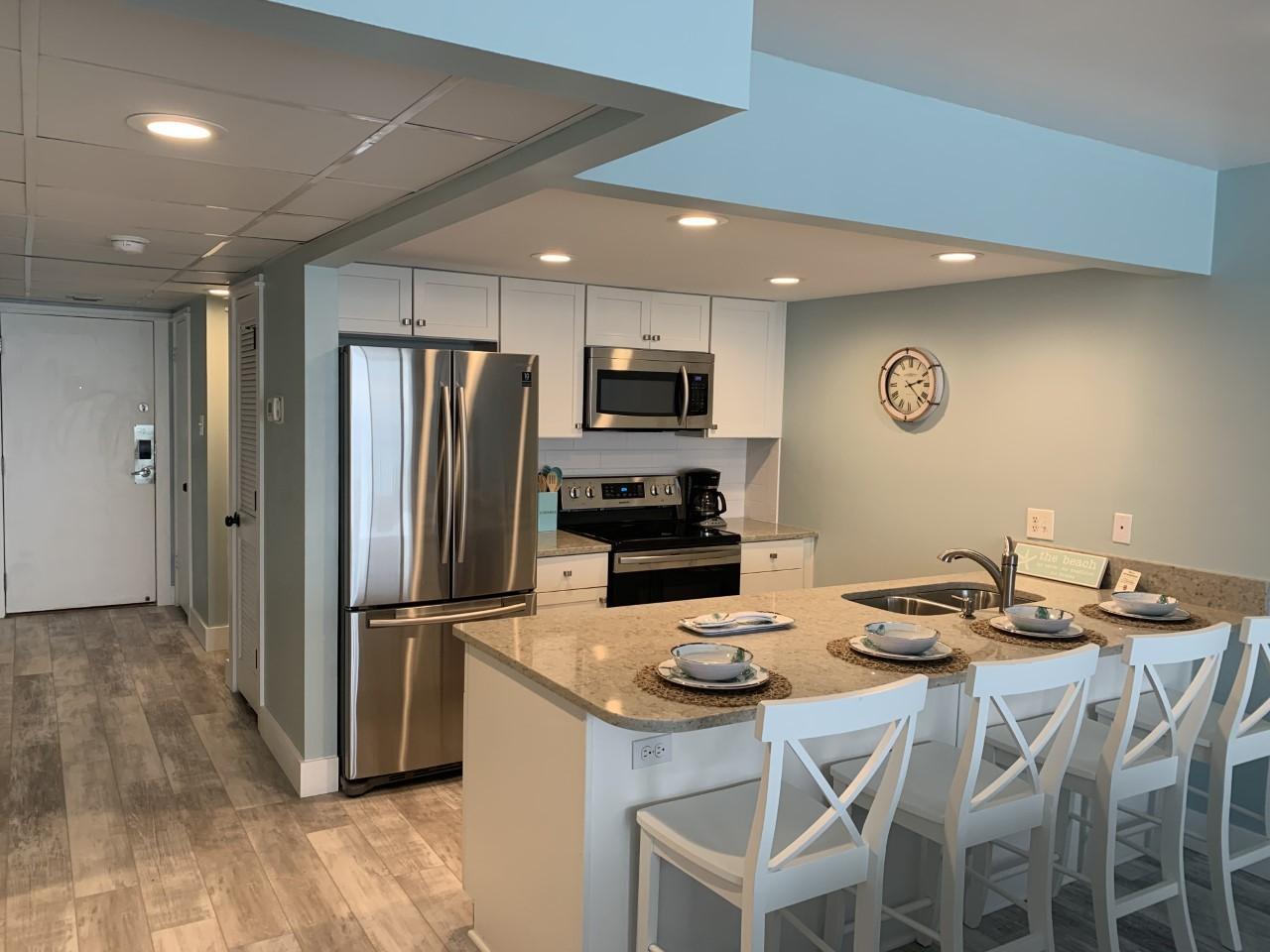 LEEWARD/WINDWARD CONDO - Residential