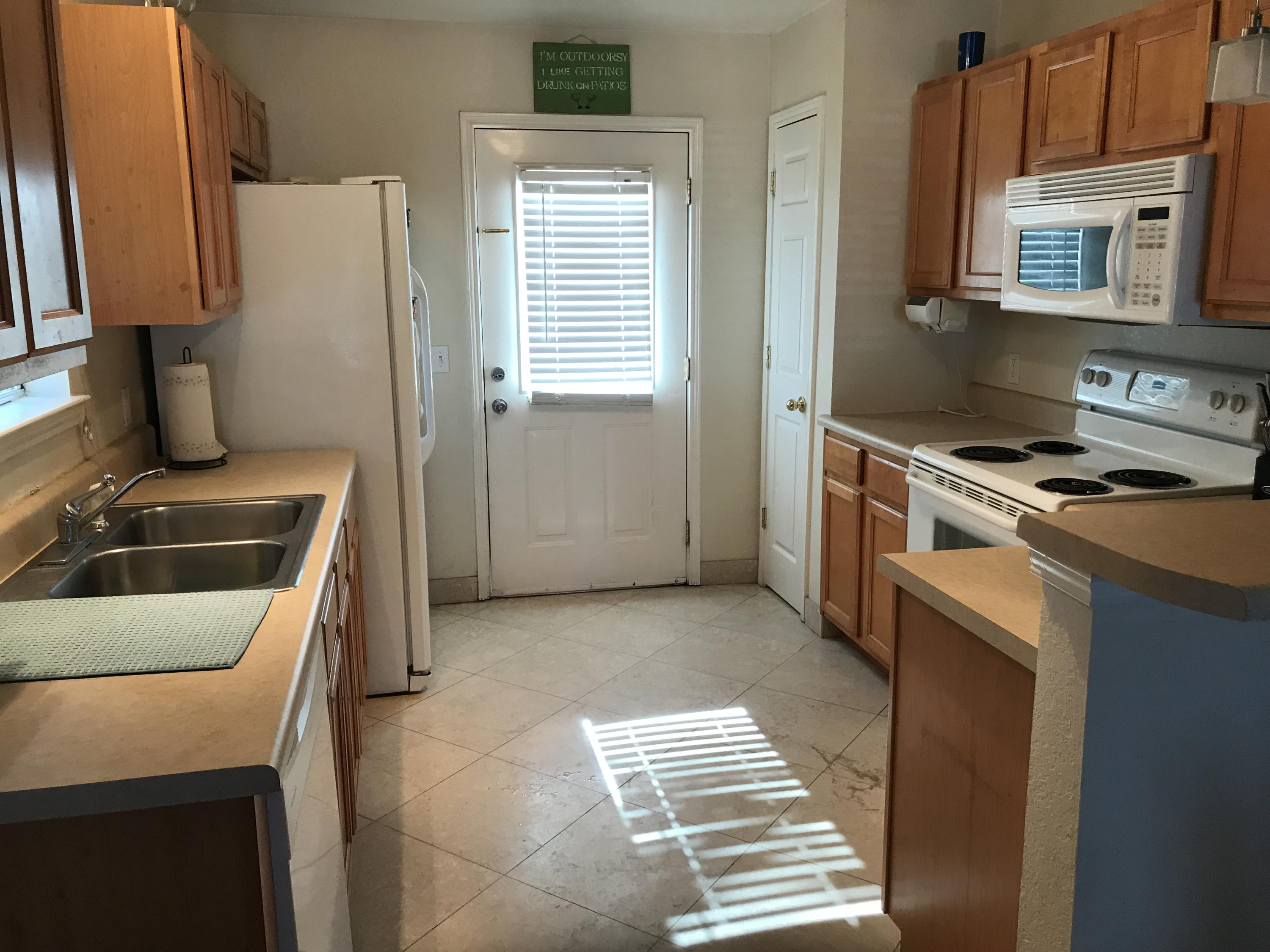 QUAIL LAKE - Residential