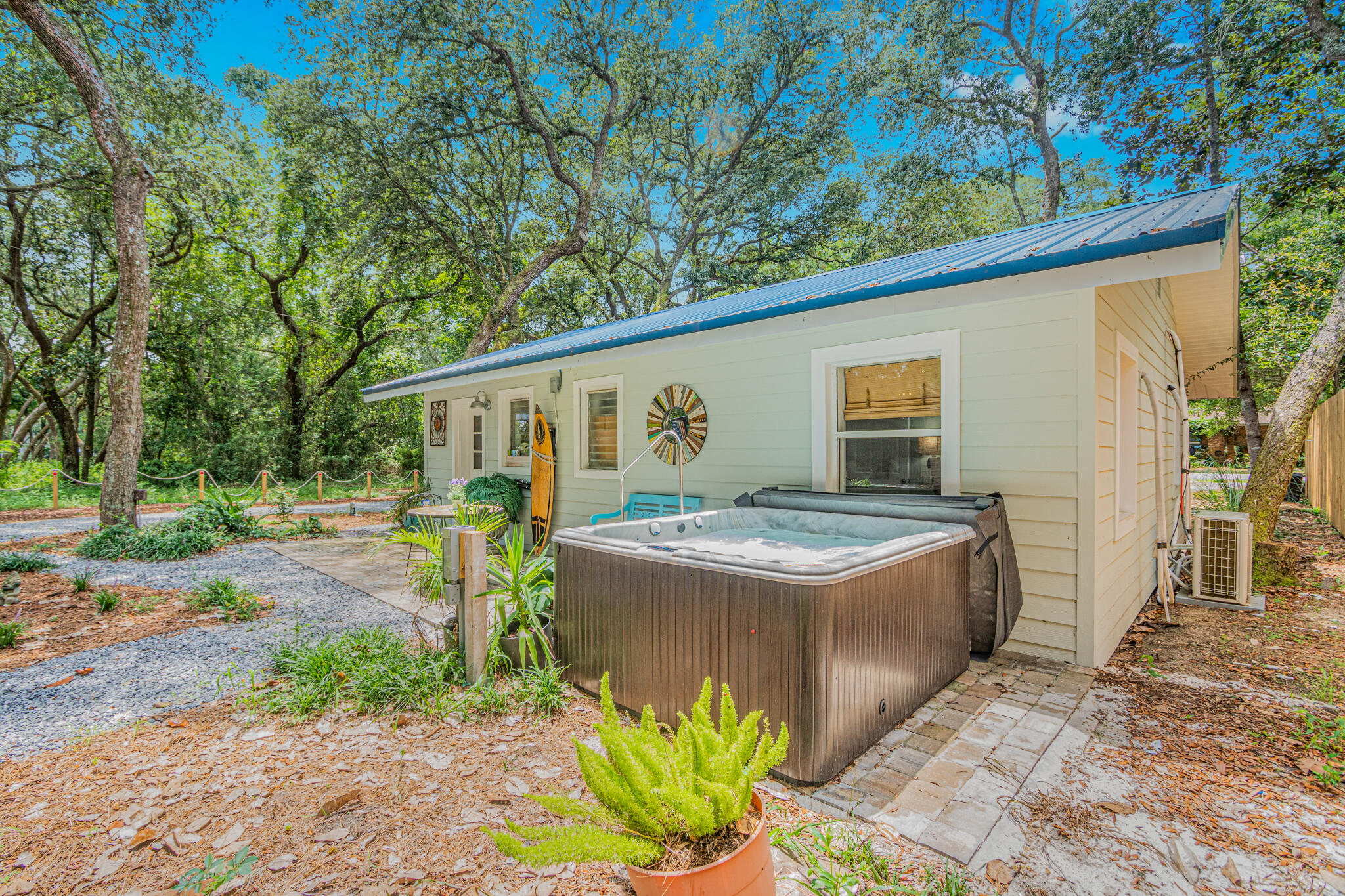 MULLET CREEK - Residential