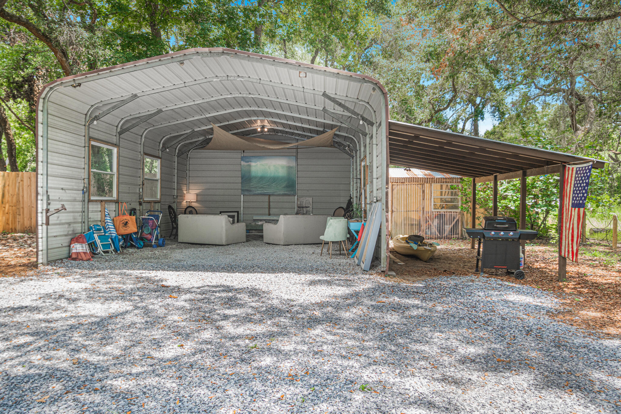 MULLET CREEK - Residential