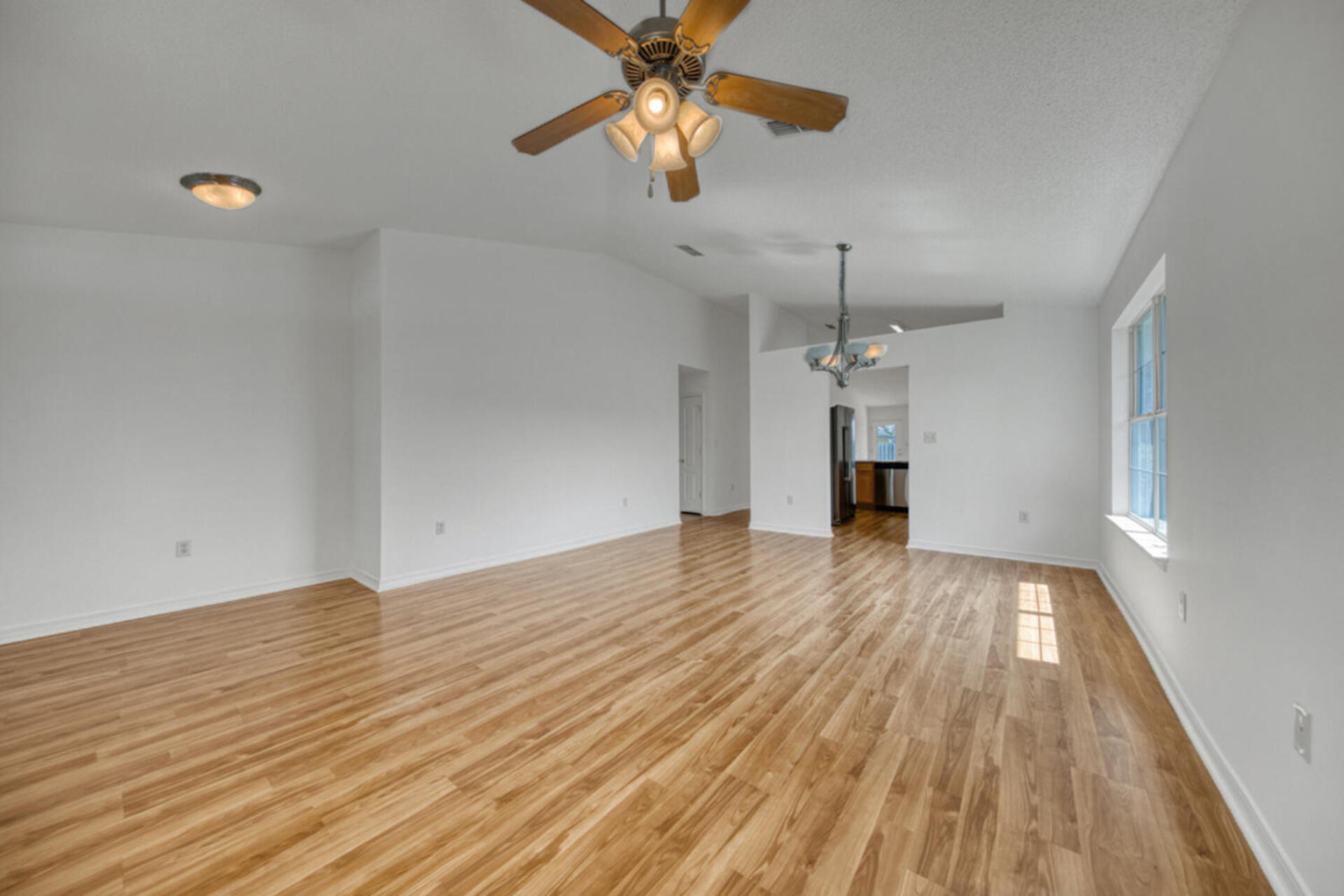 DRIFTWOOD ESTATES - Residential