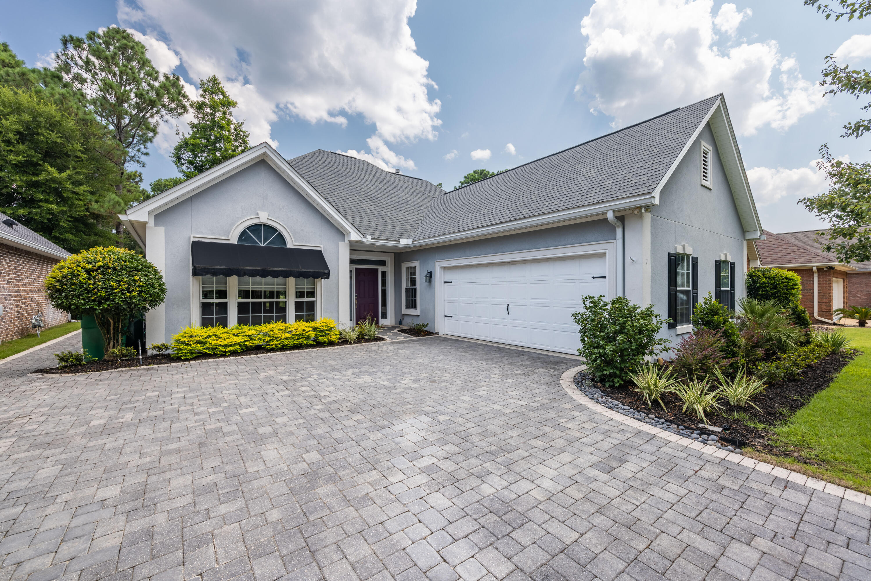 TURNBERRY PLACE - Residential