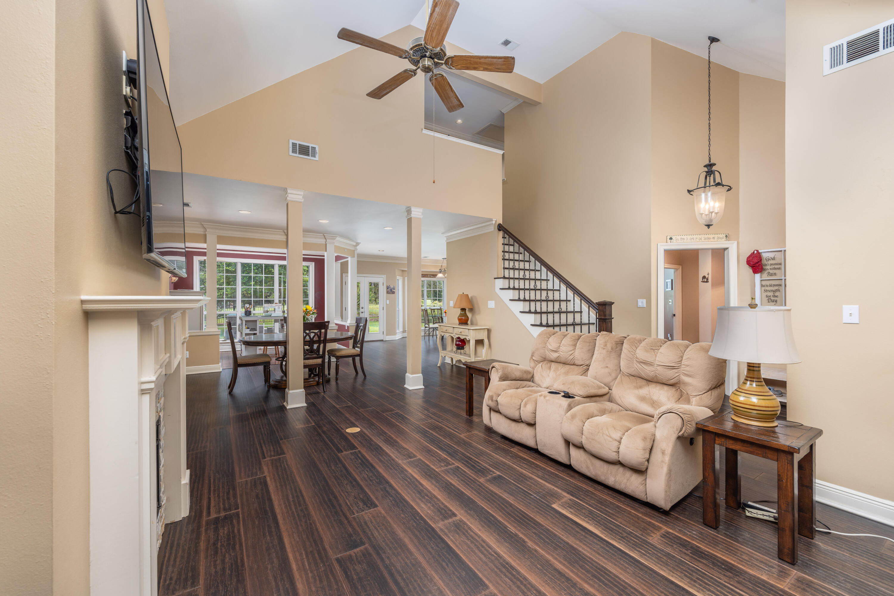 TURNBERRY PLACE - Residential