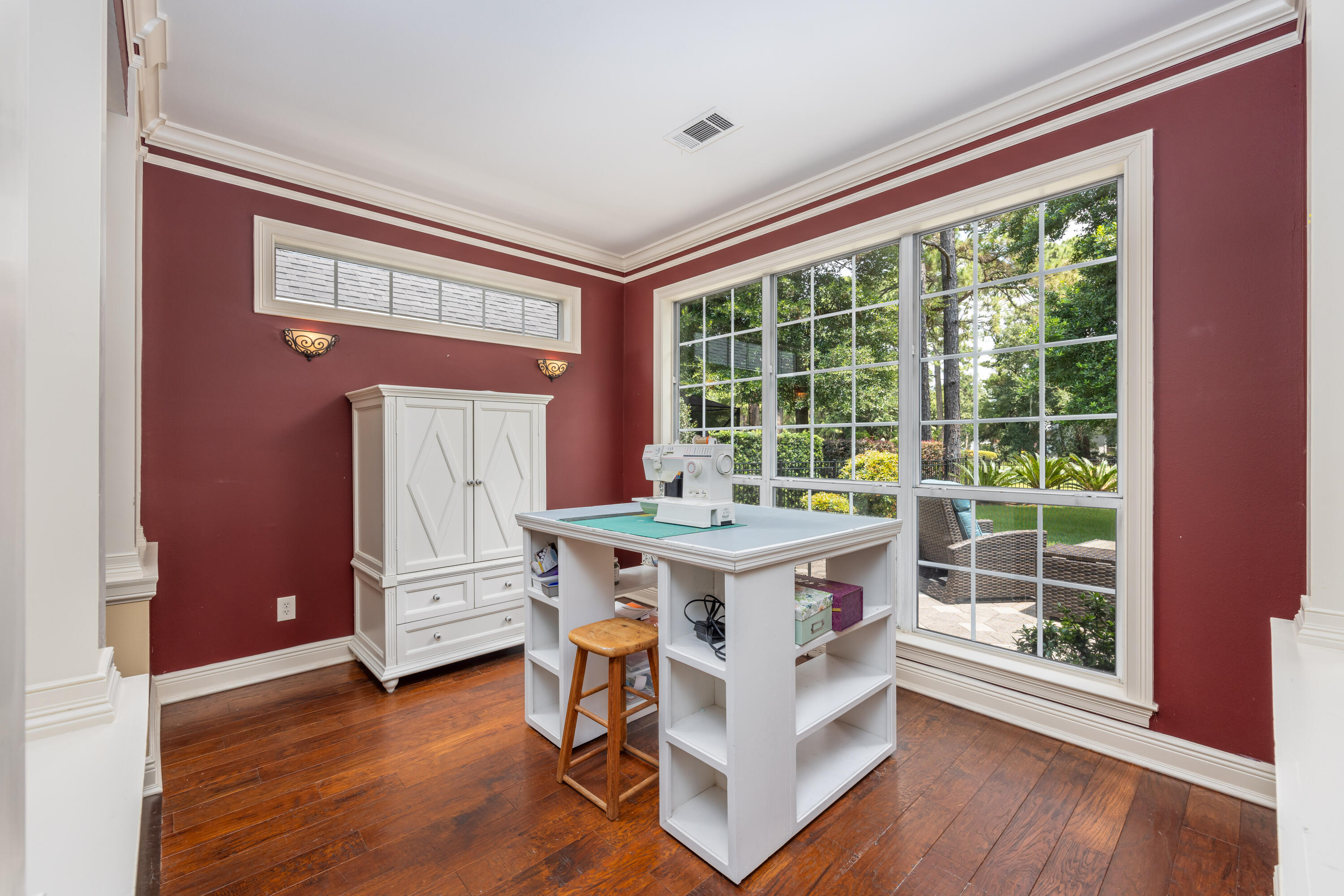 TURNBERRY PLACE - Residential