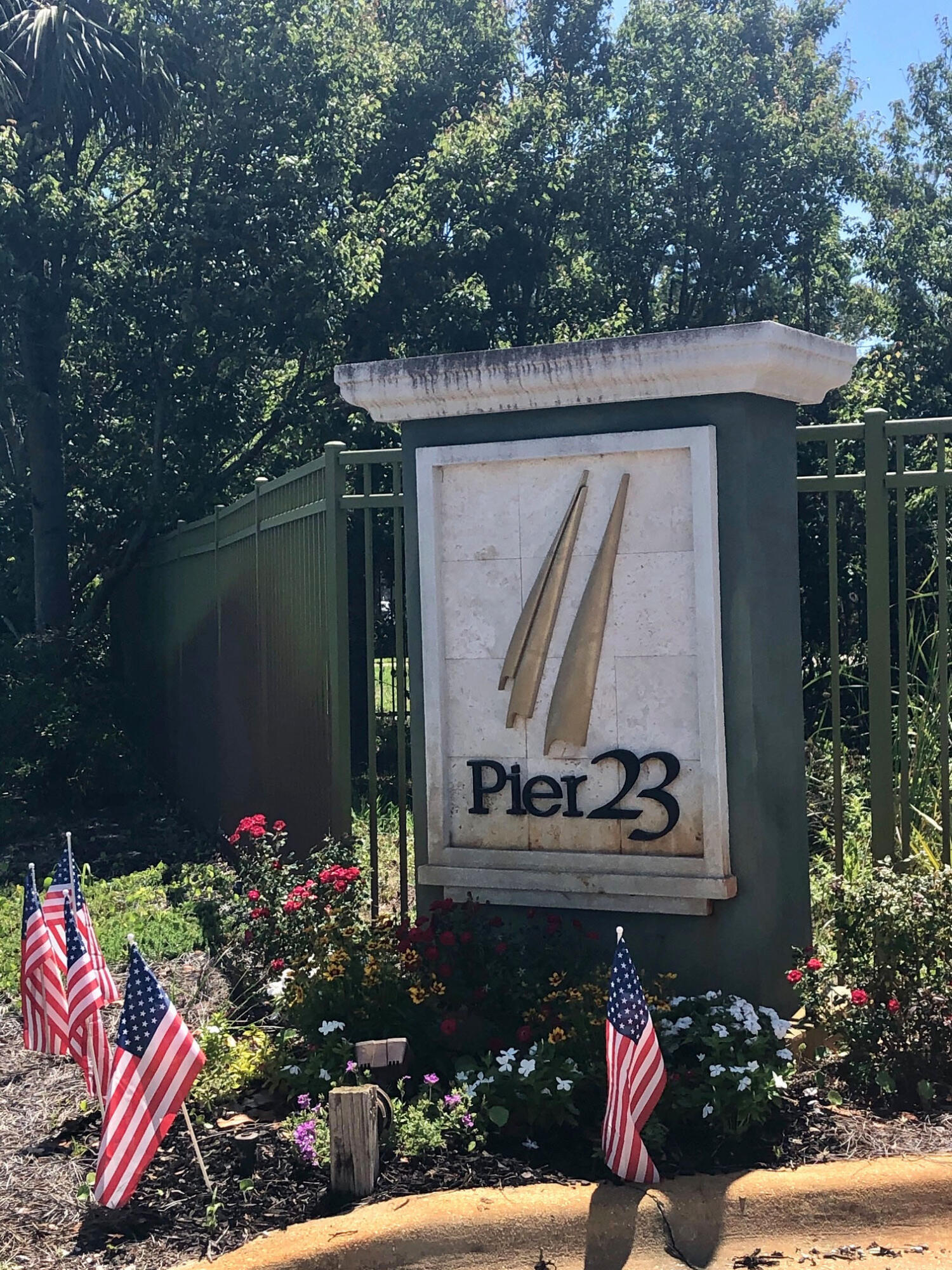 Pier 23 - Residential