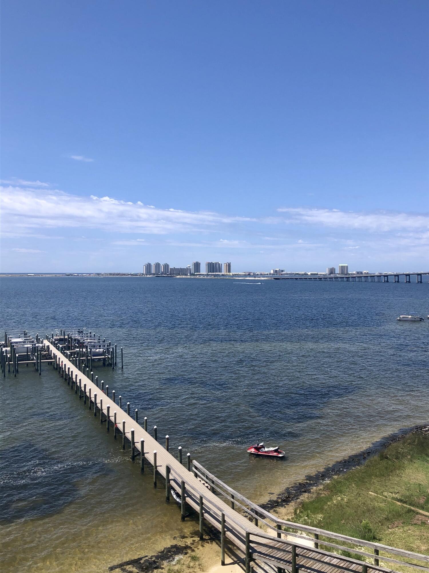 Pier 23 - Residential