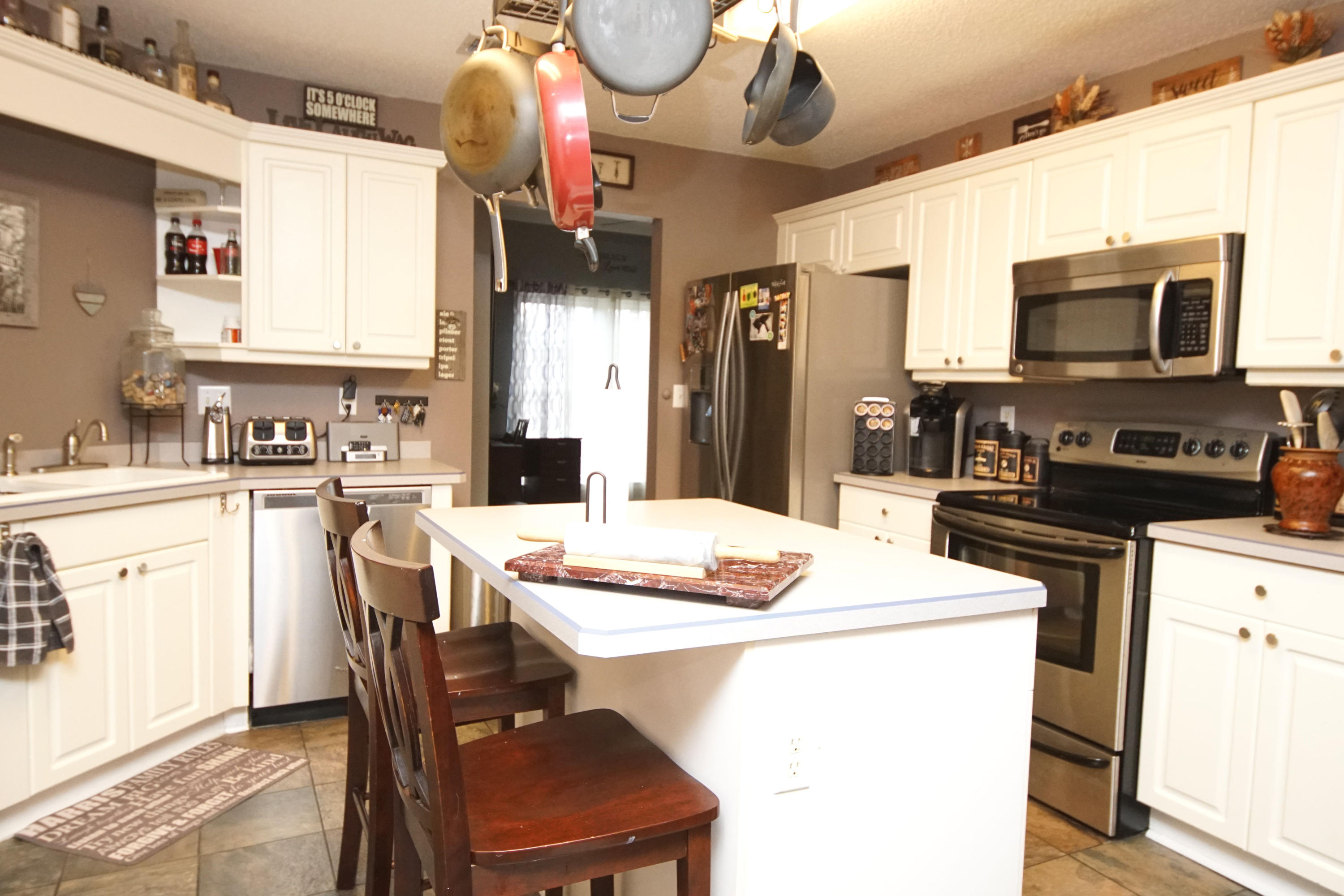 COUNTRYVIEW ESTATES 4TH ADDN PH 4 - Residential