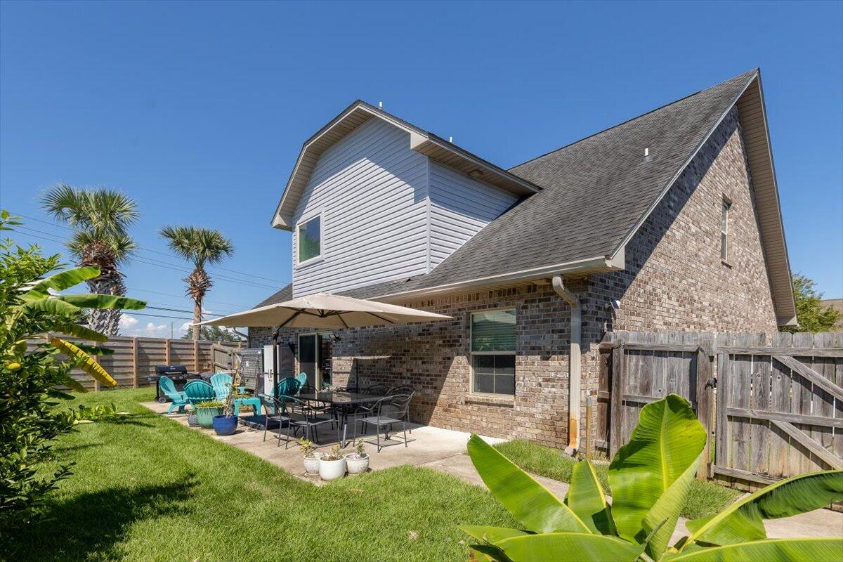 SOUNDSIDE MOORINGS - Residential