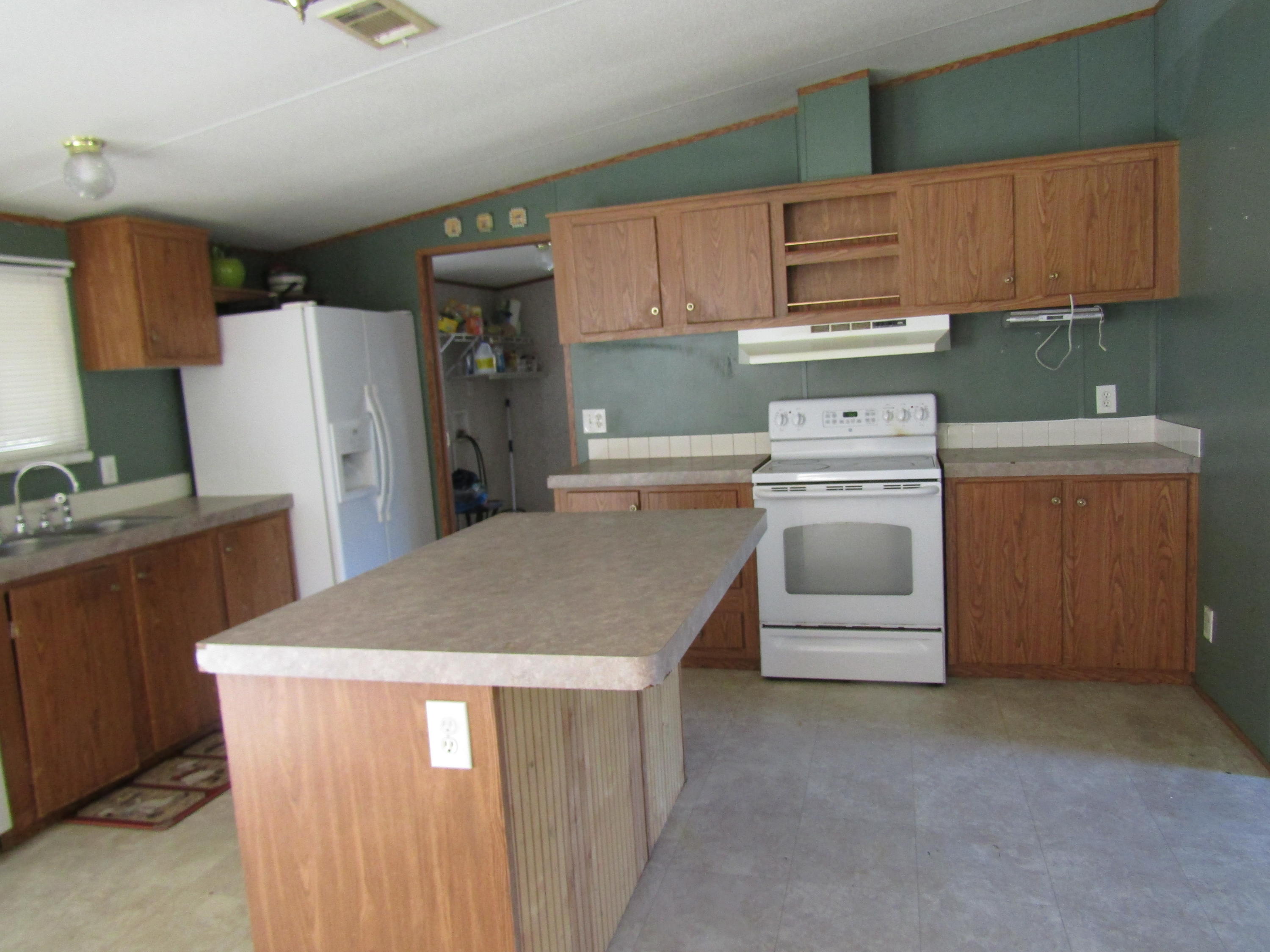 Juniper Lake Estates, Unit 6; Oakwood Hills. - Residential