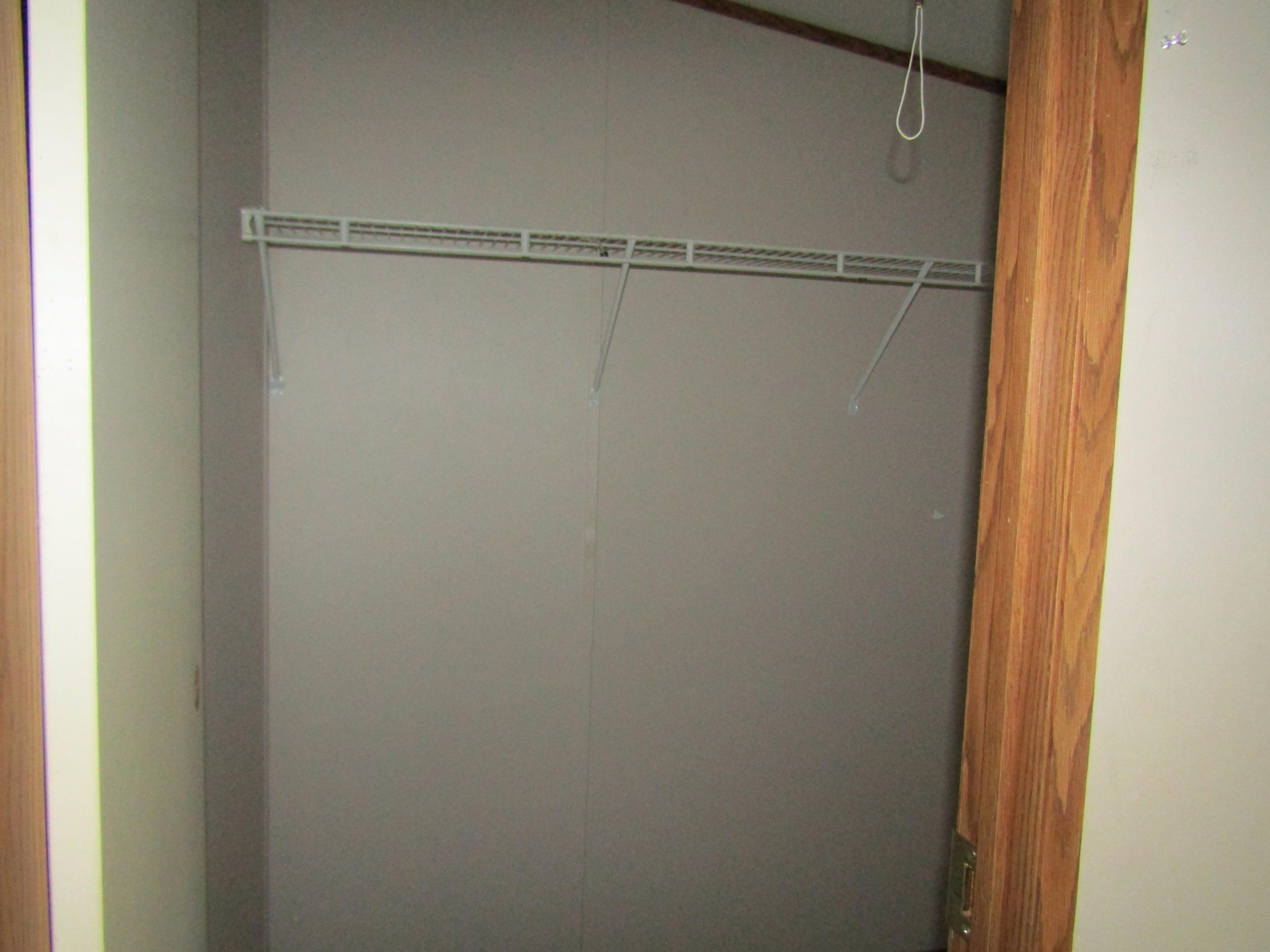 Juniper Lake Estates, Unit 6; Oakwood Hills. - Residential