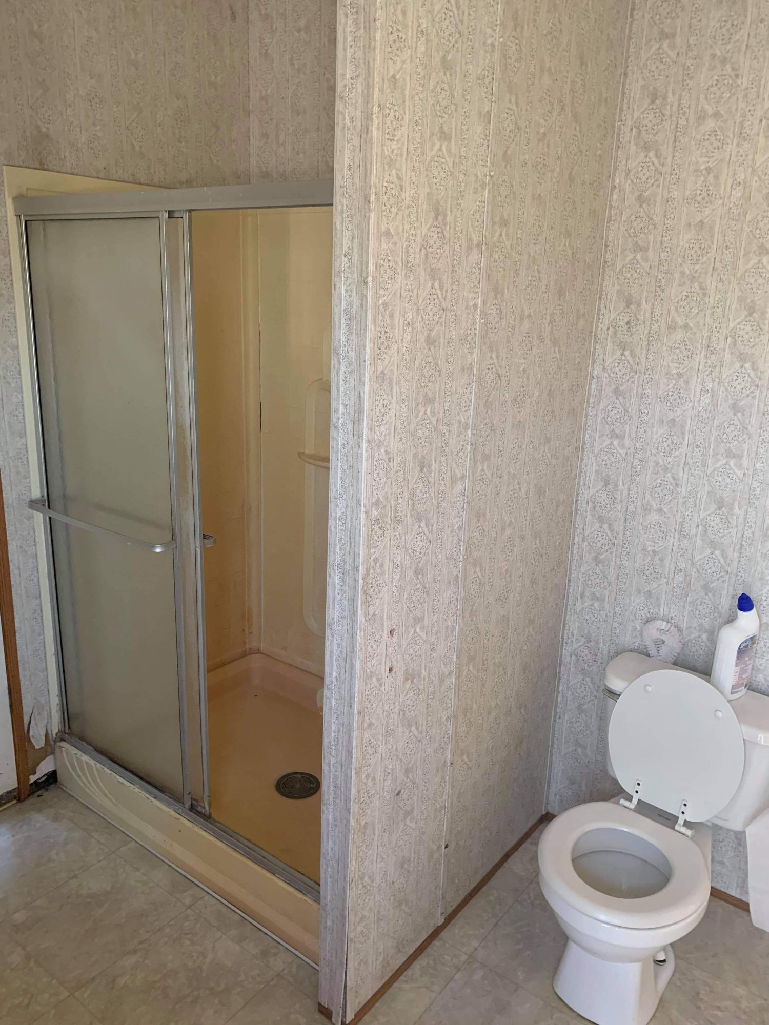 Juniper Lake Estates, Unit 6; Oakwood Hills. - Residential