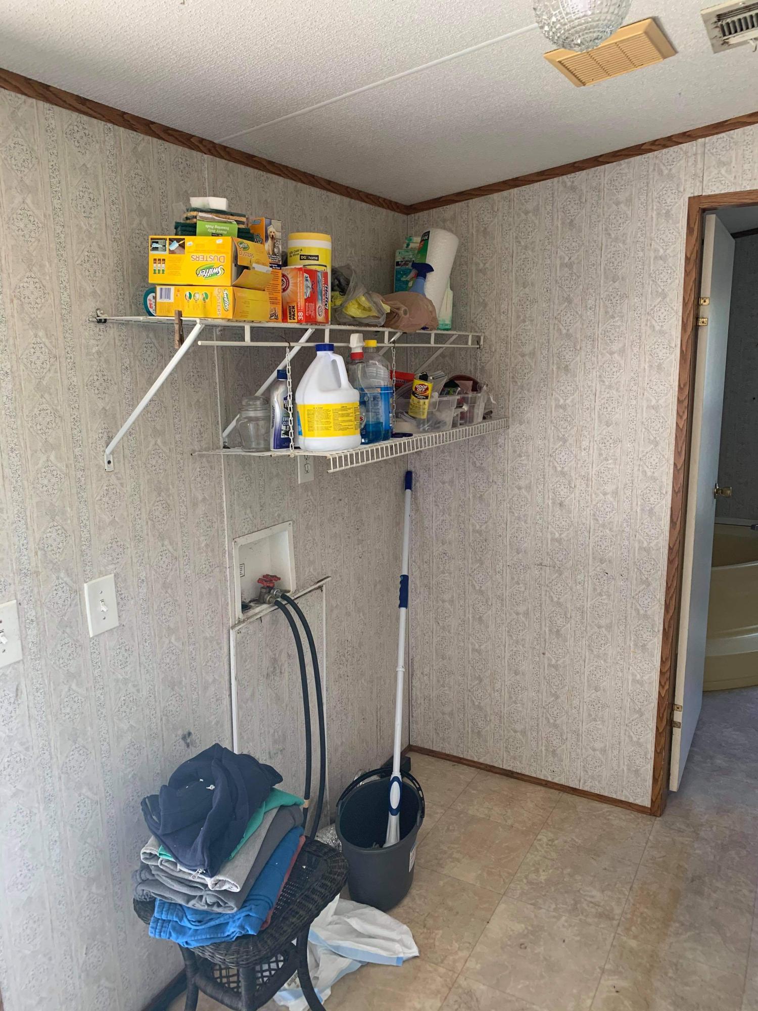 Juniper Lake Estates, Unit 6; Oakwood Hills. - Residential