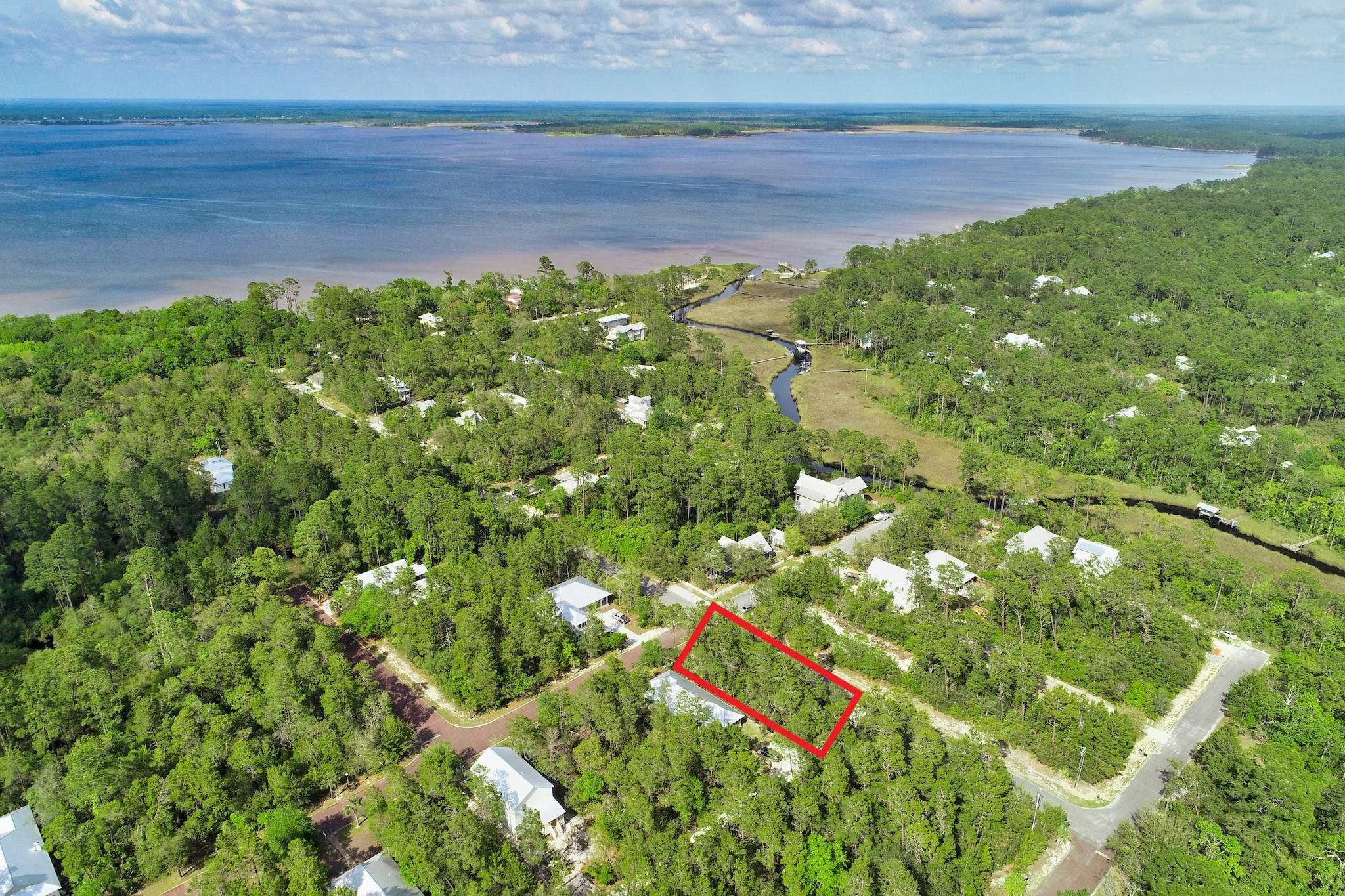 GRAYTON BAYOU - Land