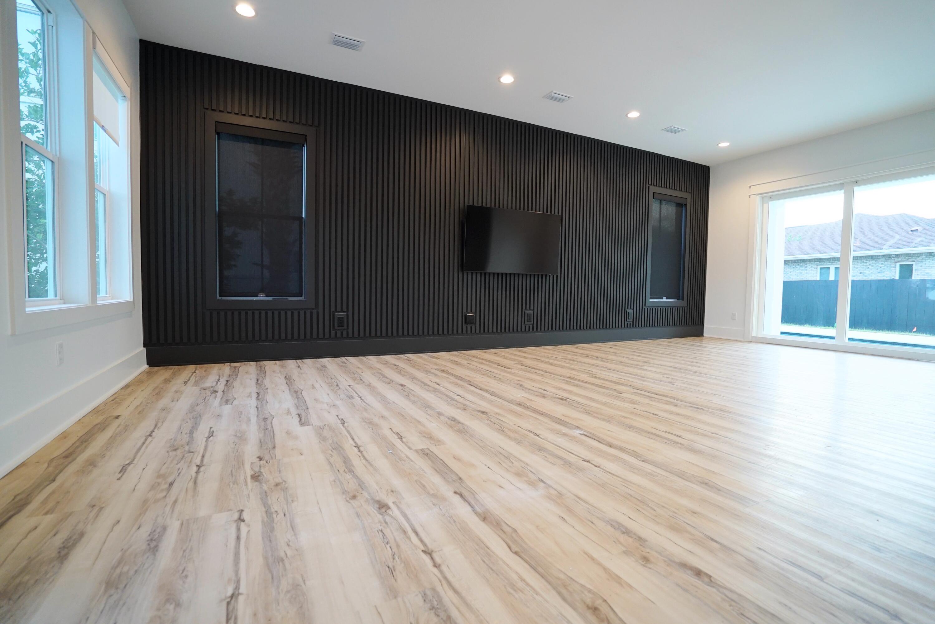 AVALON BEACH ESTATES - Residential