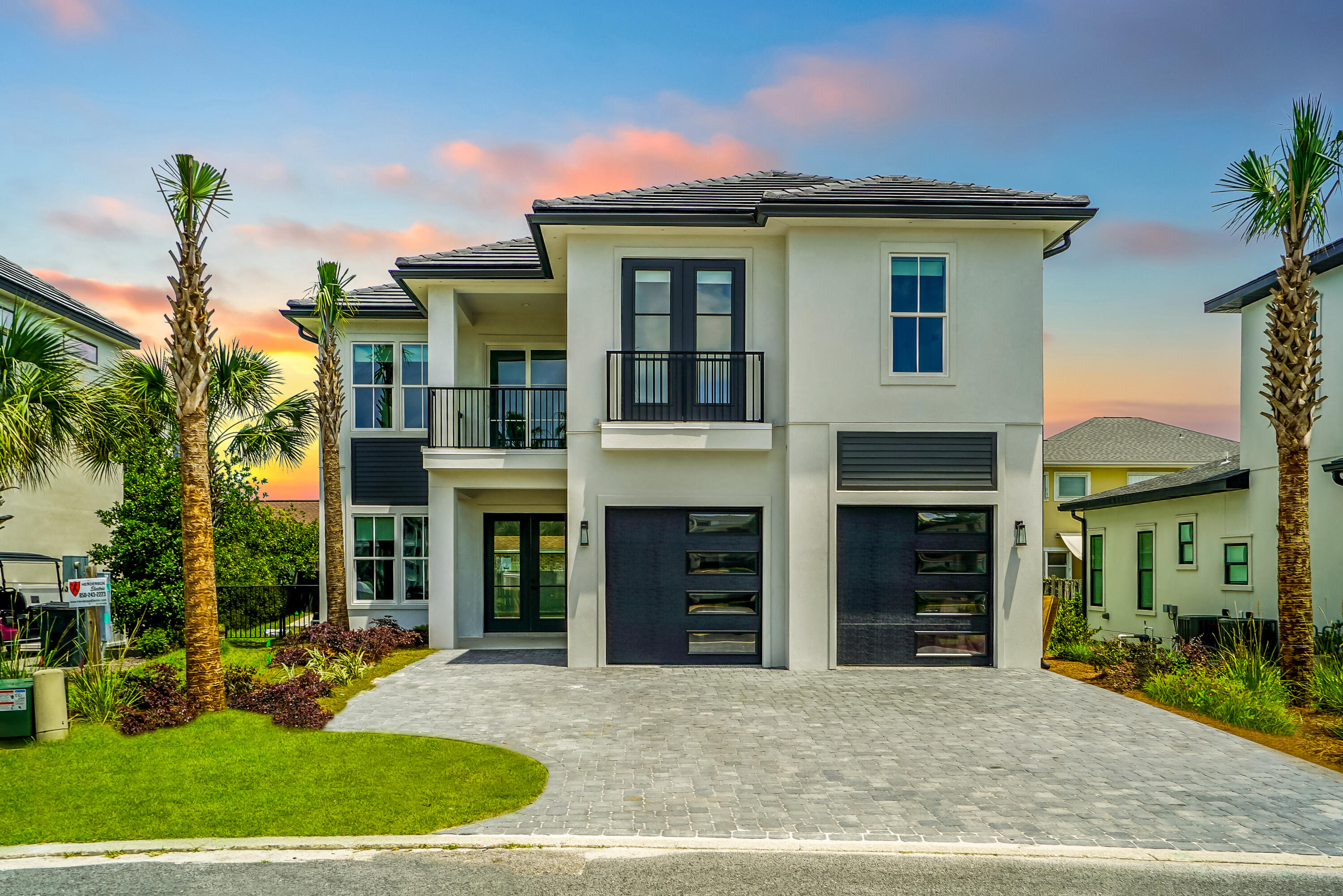 AVALON BEACH ESTATES - Residential