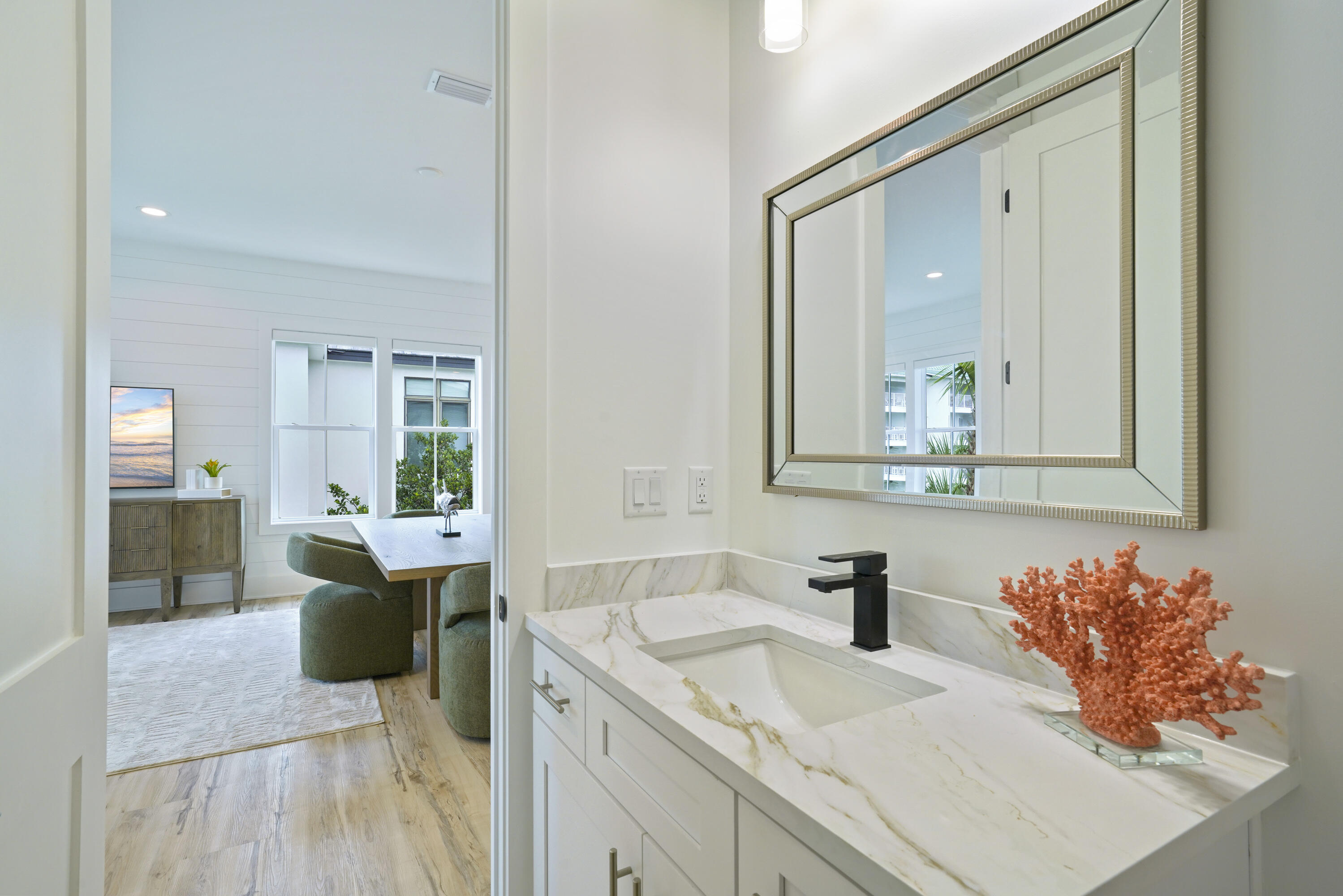 AVALON BEACH ESTATES - Residential