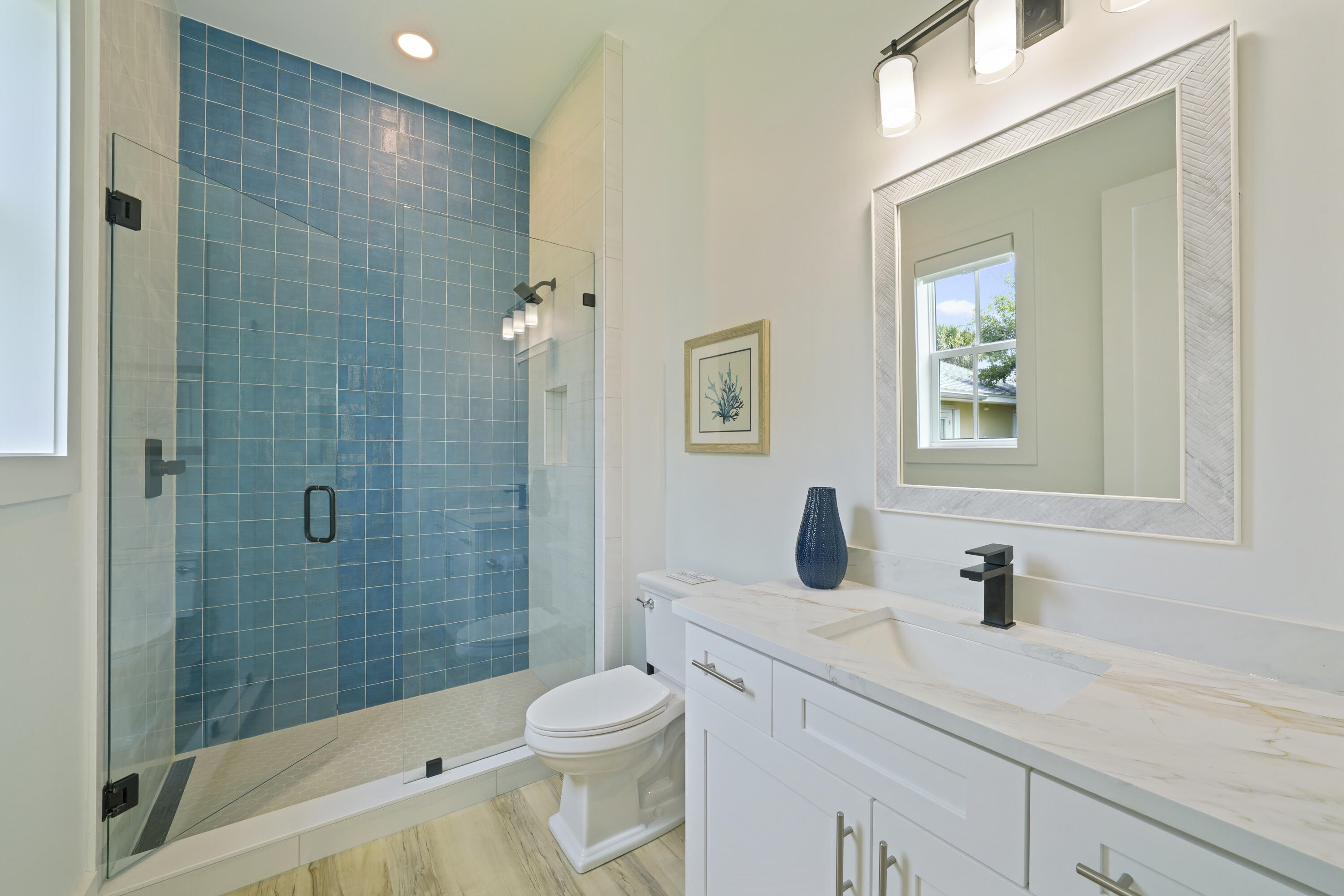 AVALON BEACH ESTATES - Residential