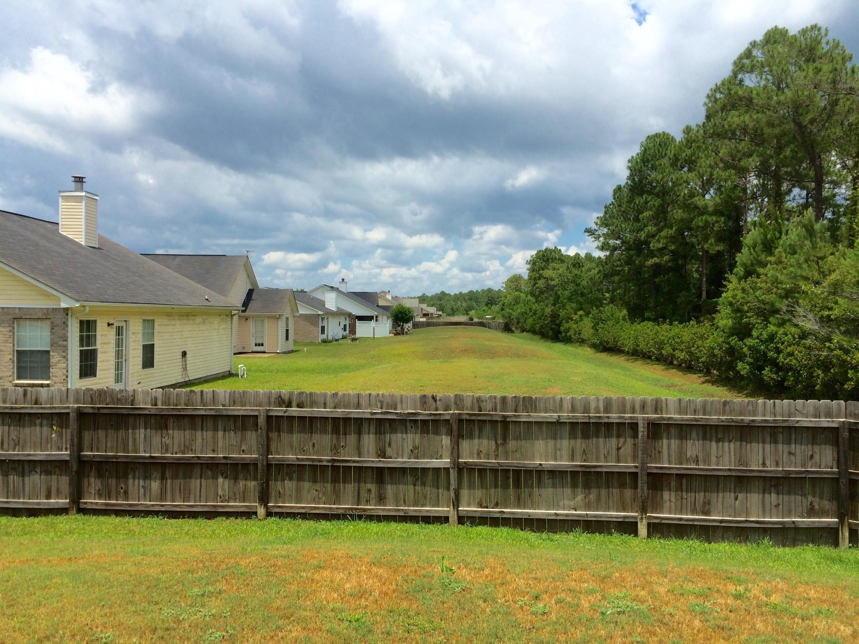 BRANDON OAKS - Residential