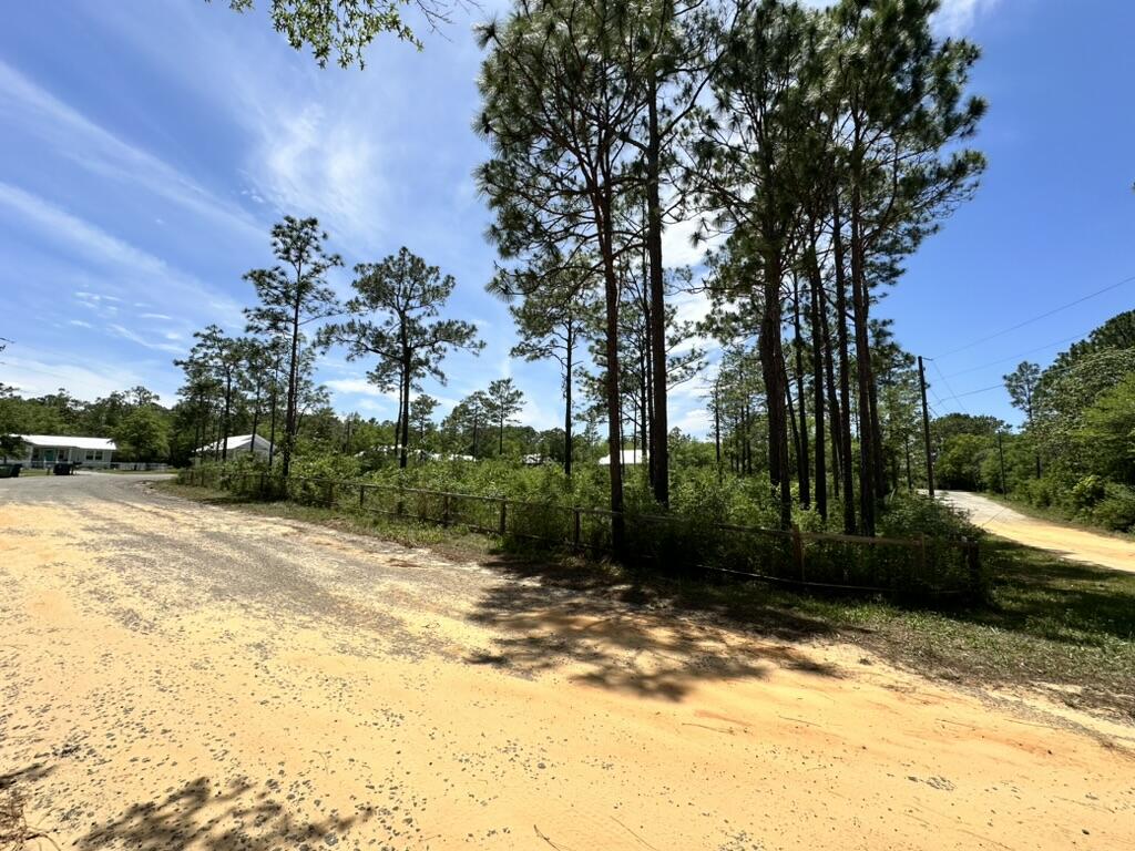 OAKWOOD LAKES ESTATES - Land