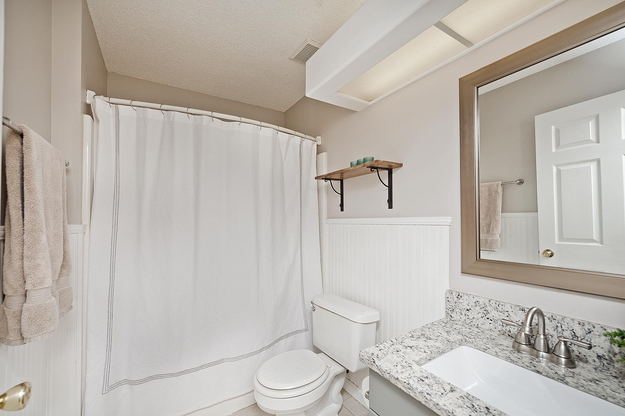 SANDY BEACH ESTATES - Residential