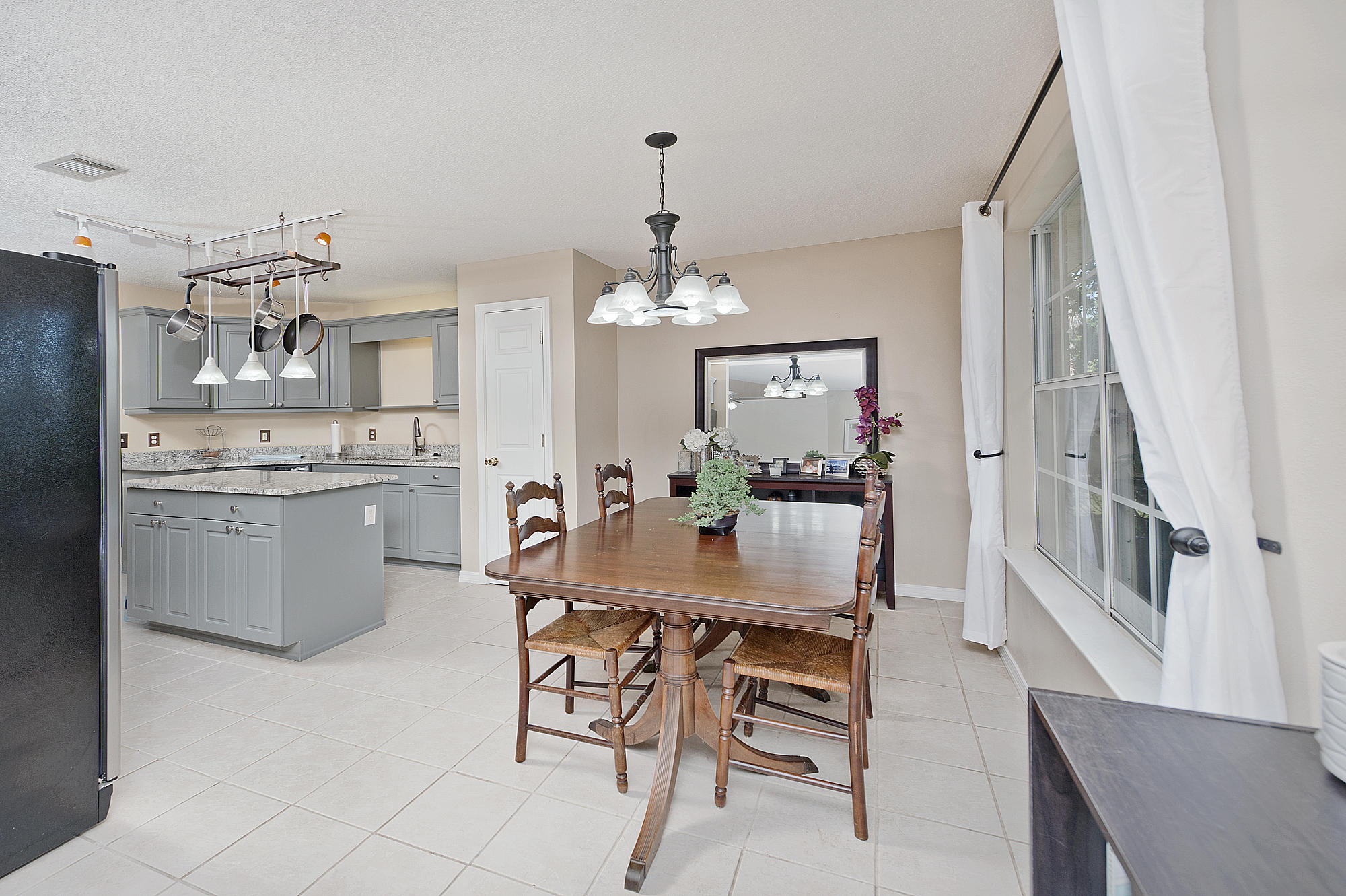 SANDY BEACH ESTATES - Residential