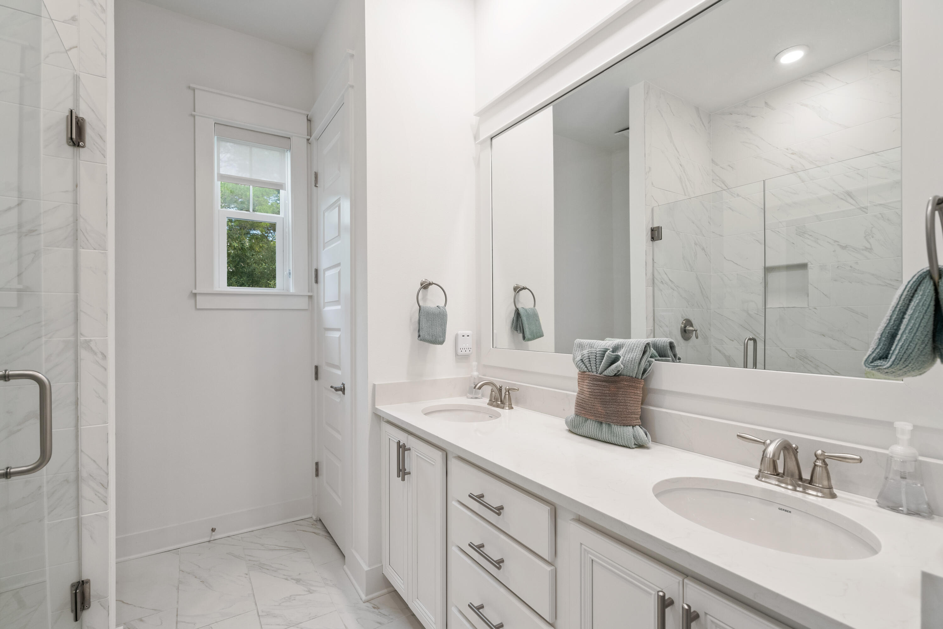 PROMINENCE NORTH - Residential