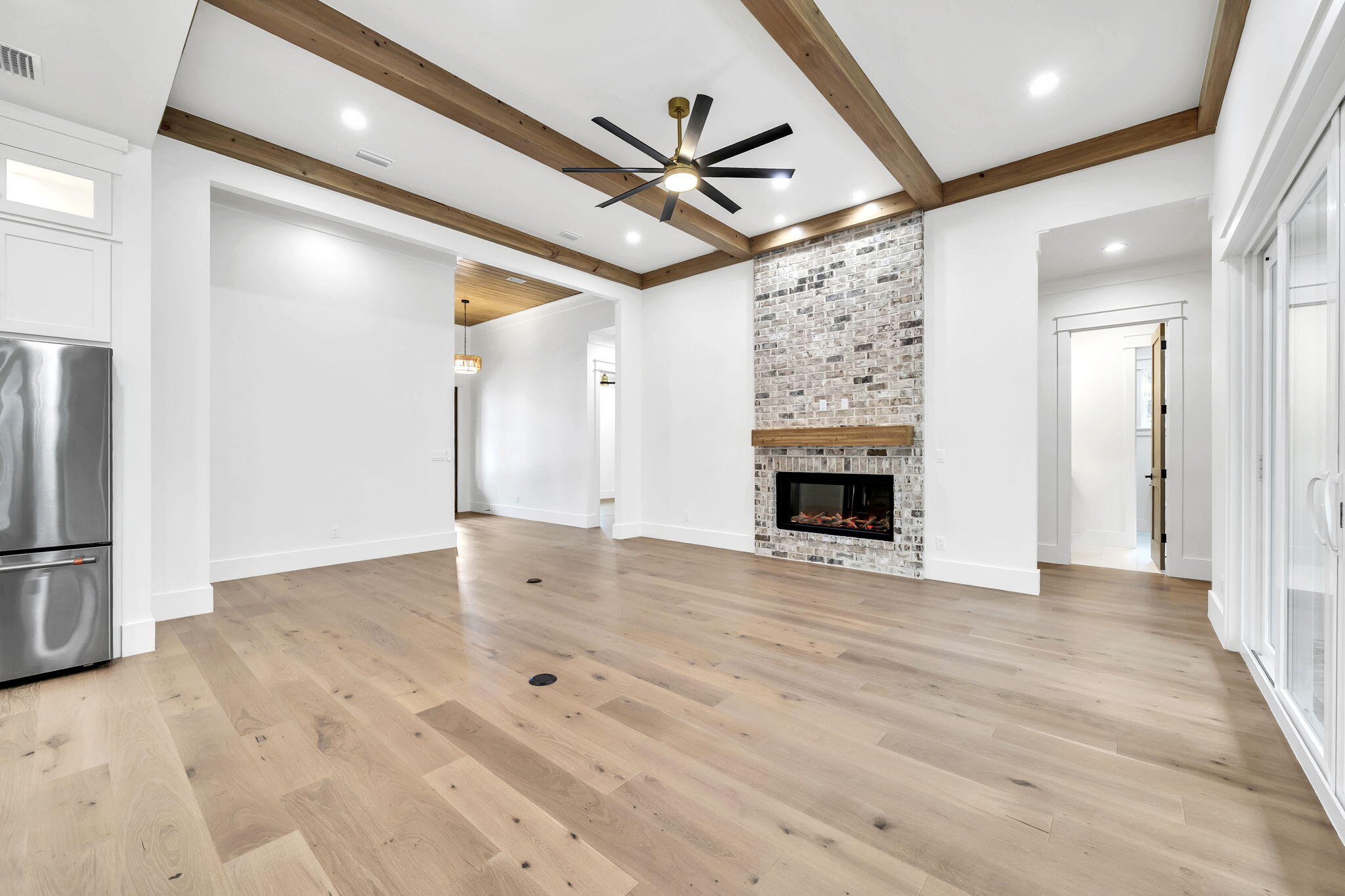 STEAMBOAT LANDING - Residential