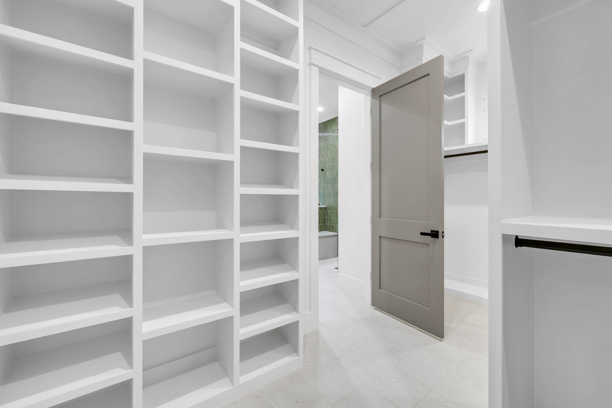 STEAMBOAT LANDING - Residential