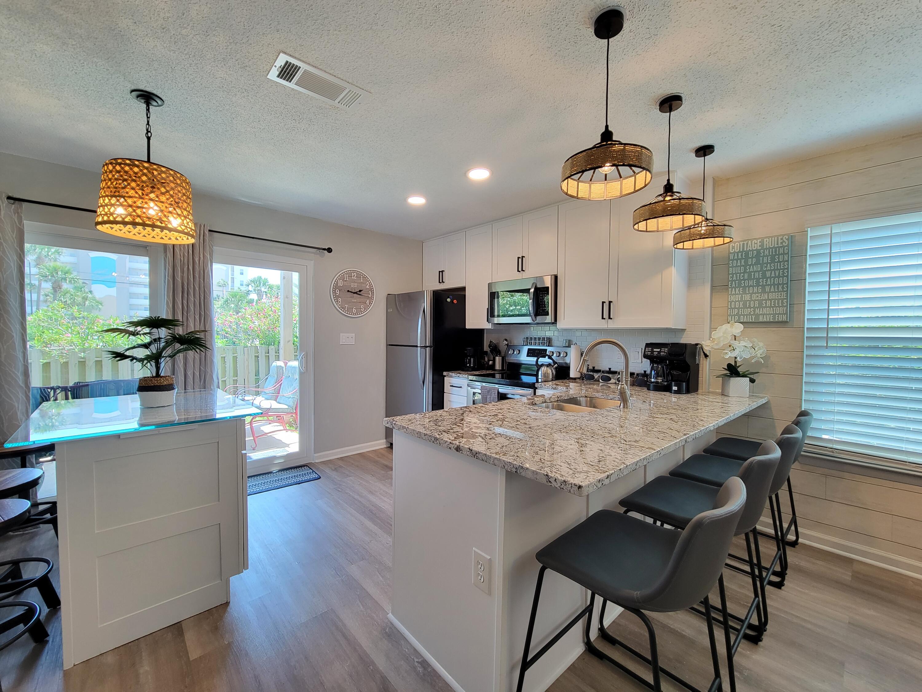 ISLAND GARDENS CONDO - Residential Lease