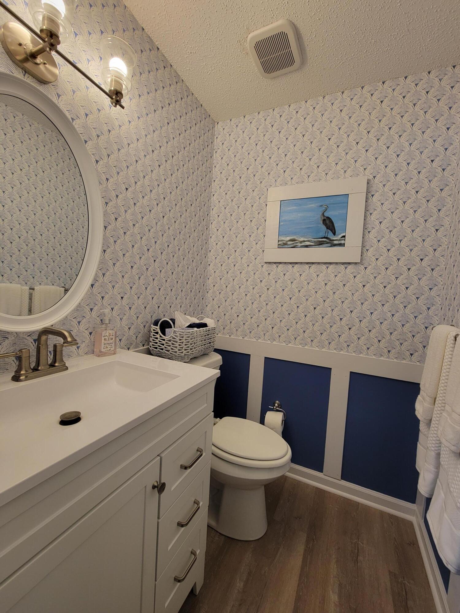 ISLAND GARDENS CONDO - Residential Lease