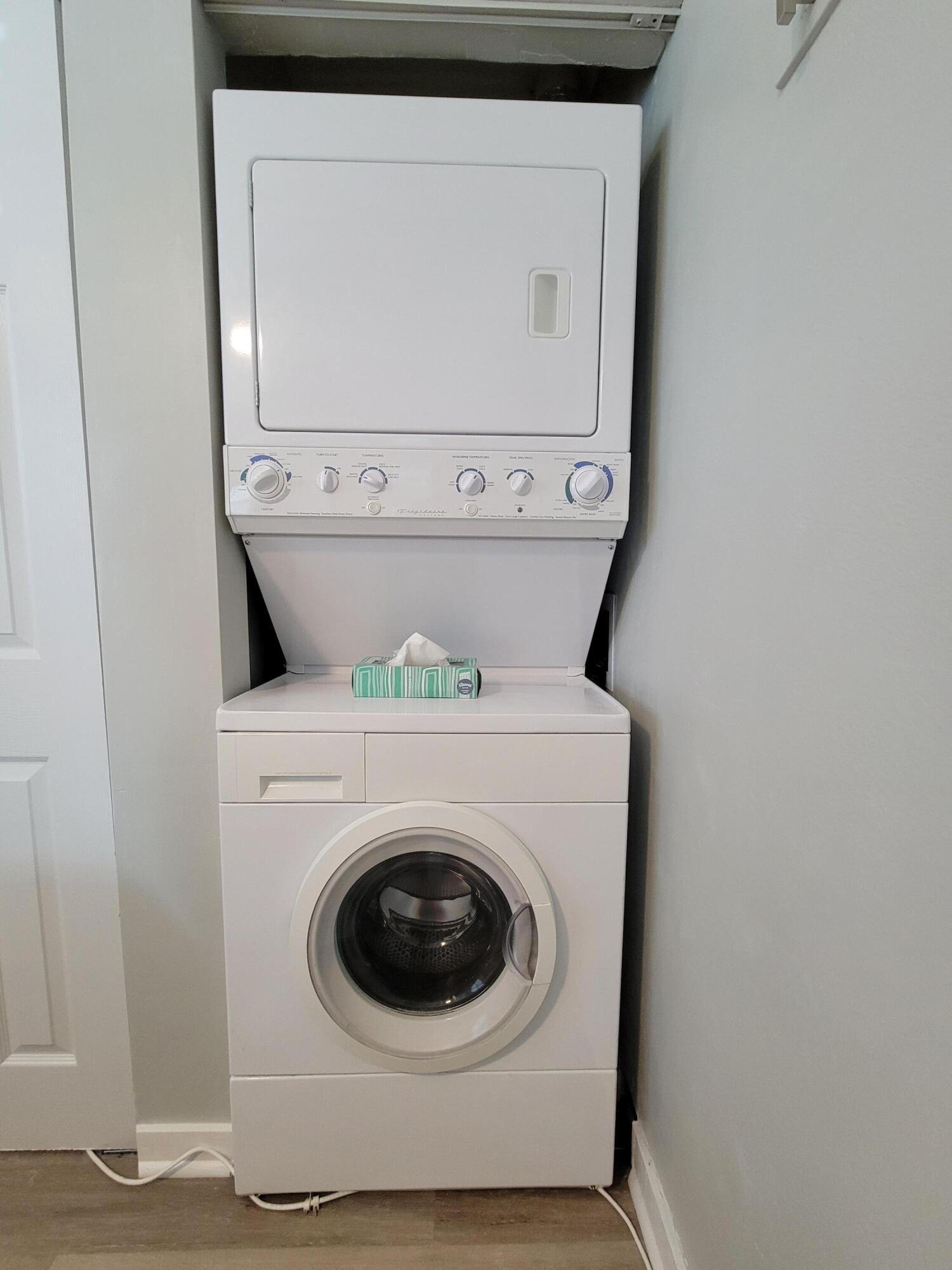 ISLAND GARDENS CONDO - Residential Lease