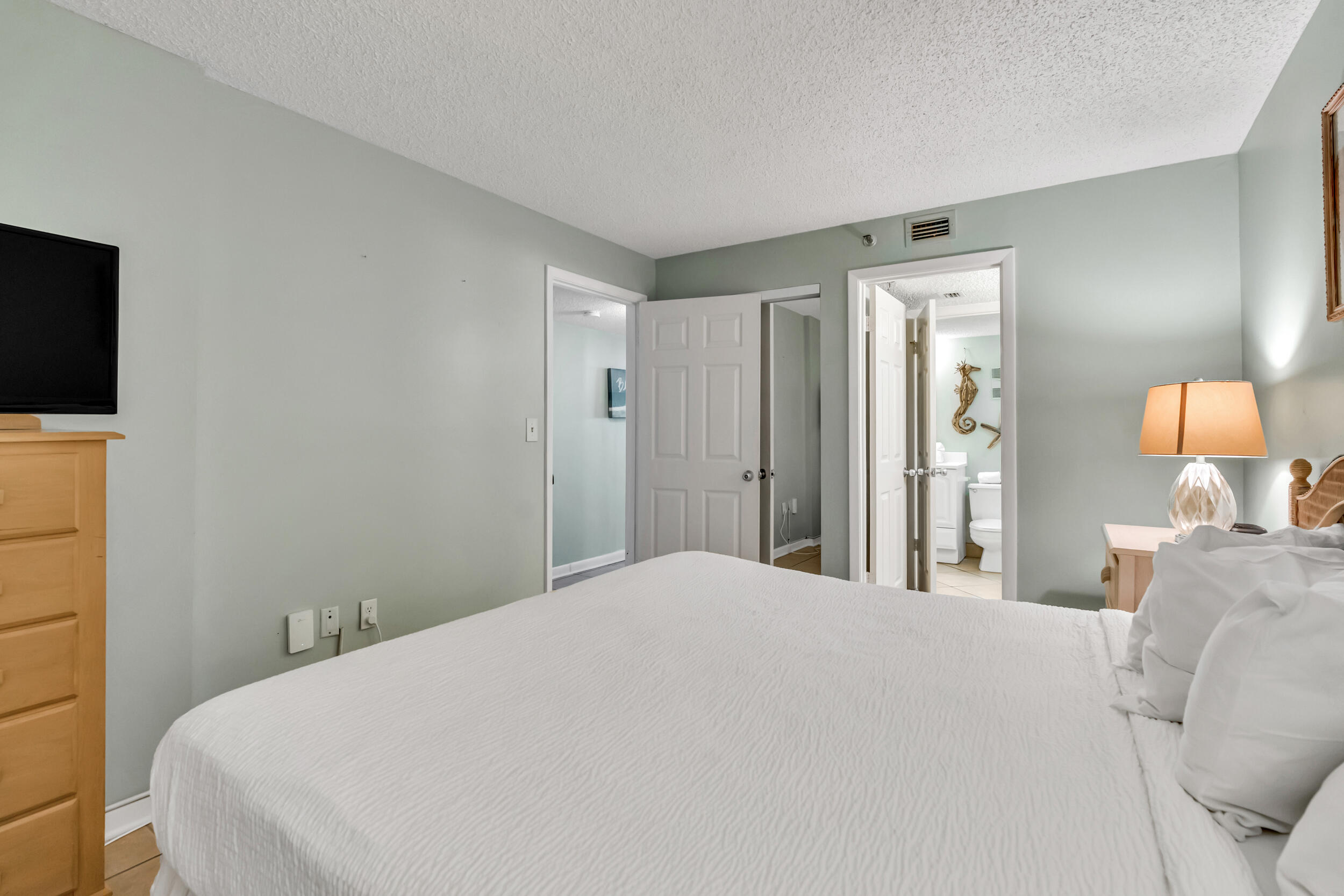 SUNDESTIN INTERNATIONAL CONDO - Residential