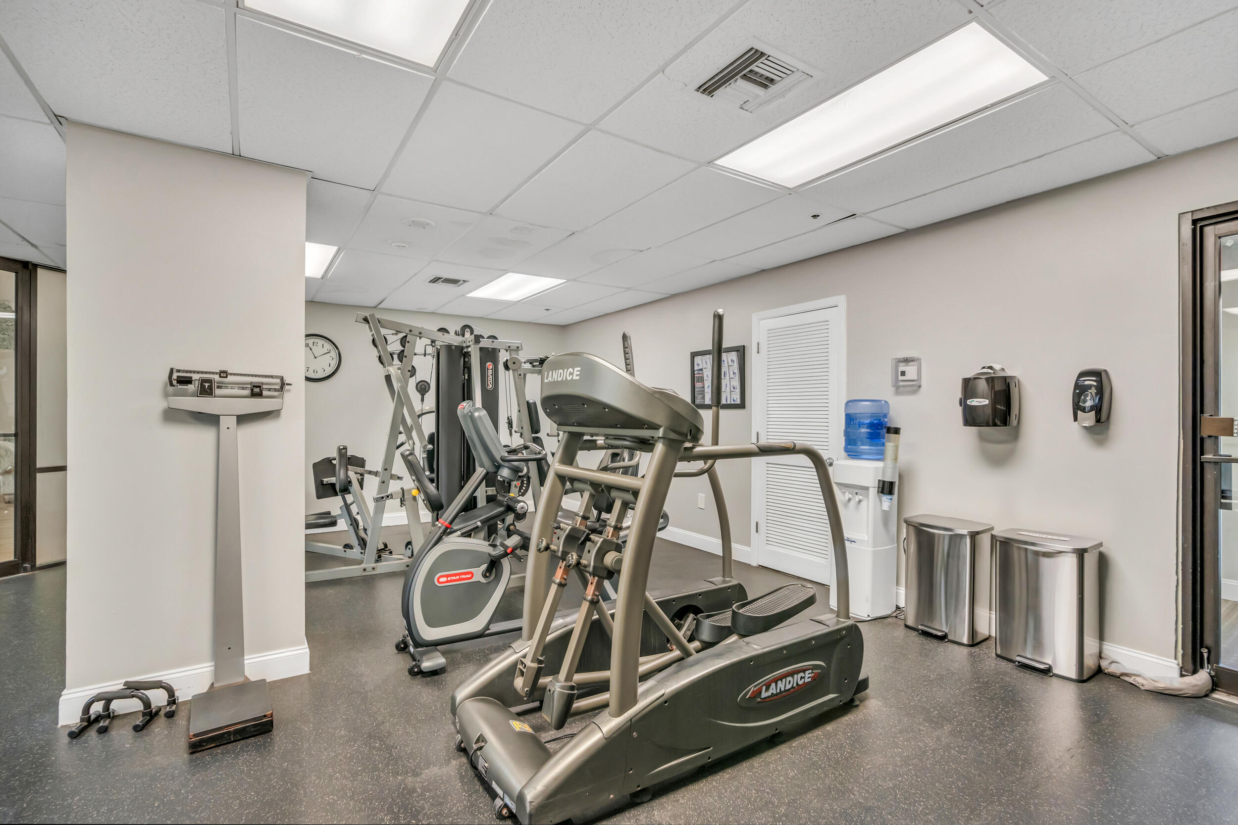 SUNDESTIN INTERNATIONAL CONDO - Residential