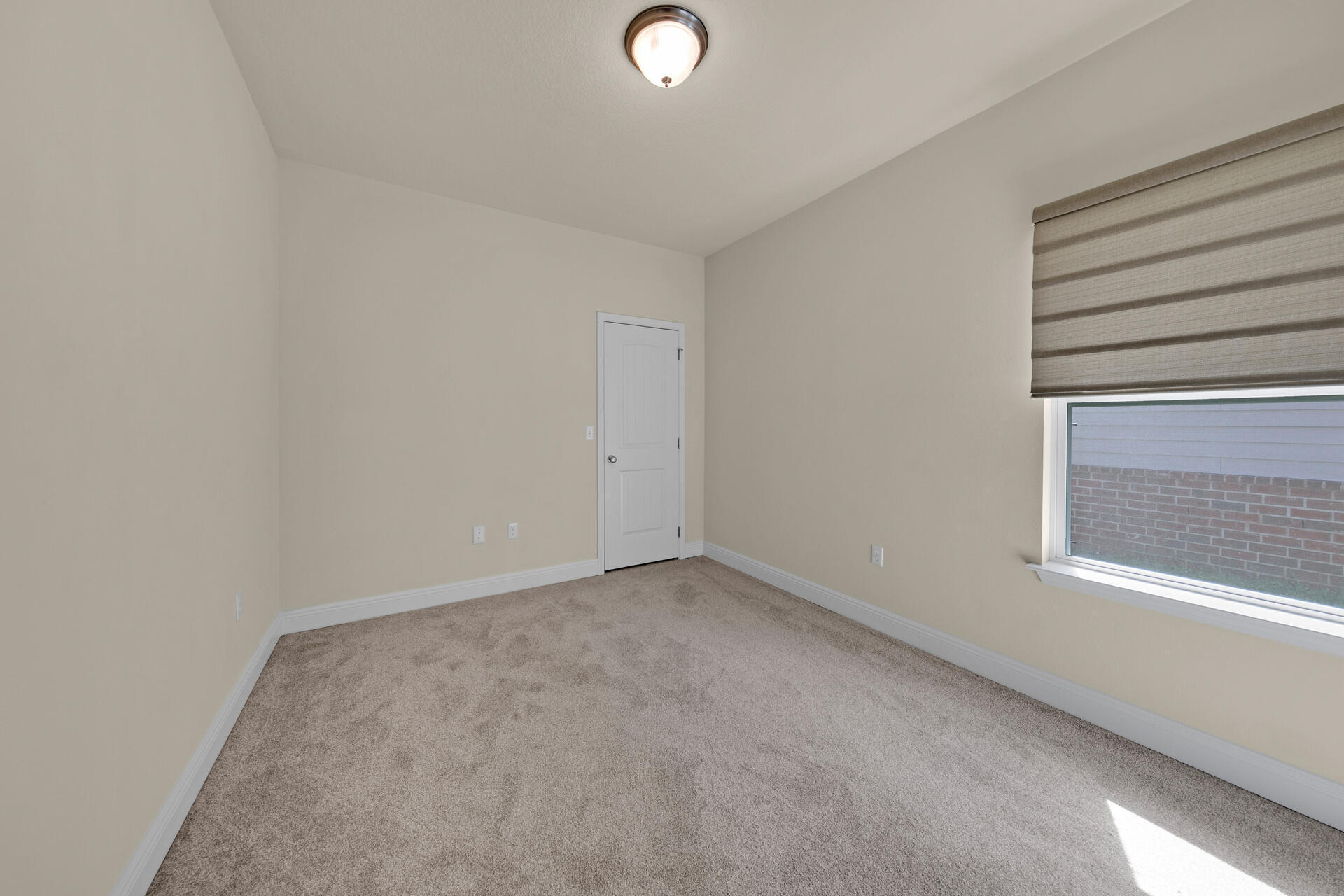 LAGRANGE LANDING - Residential