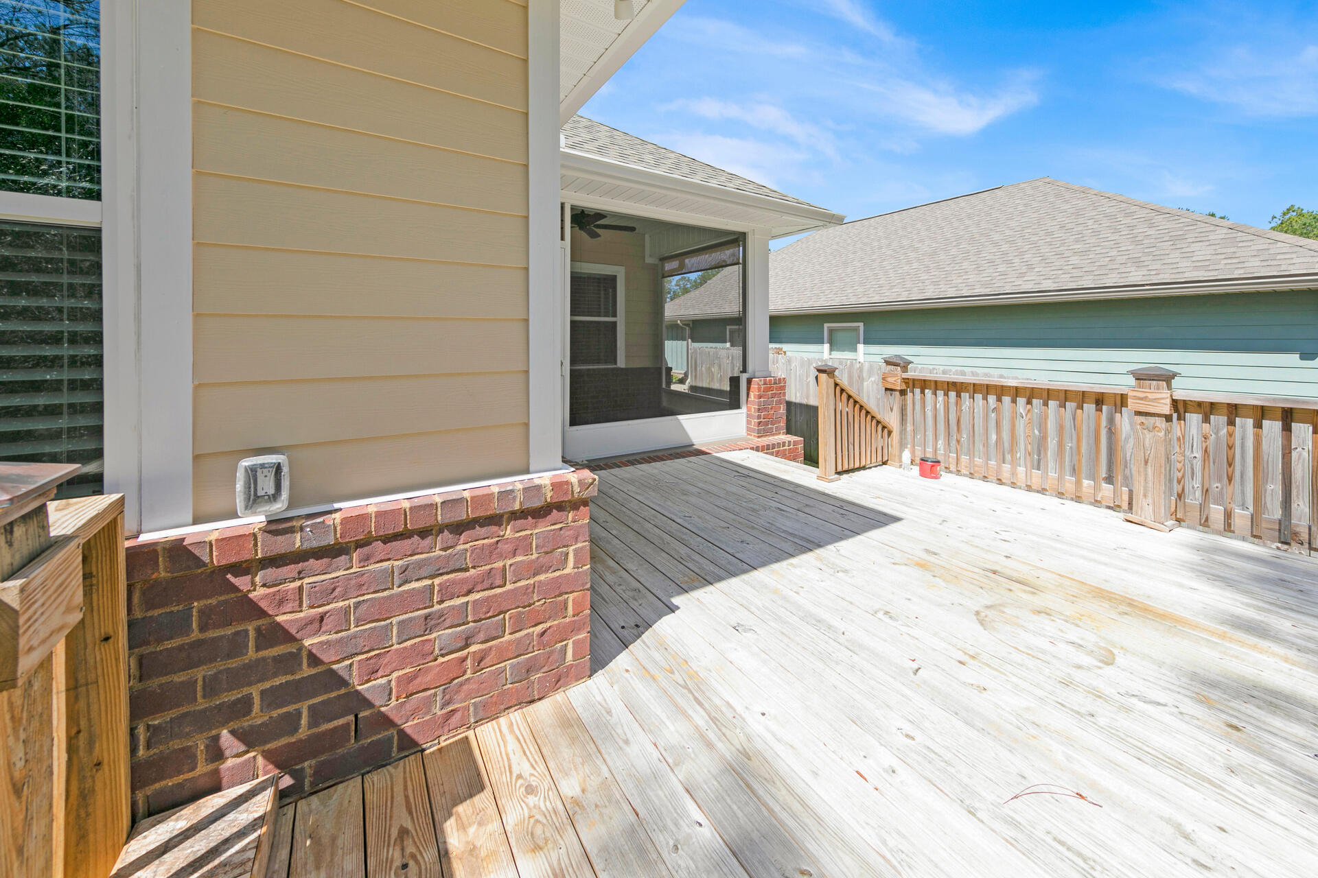 LAGRANGE LANDING - Residential