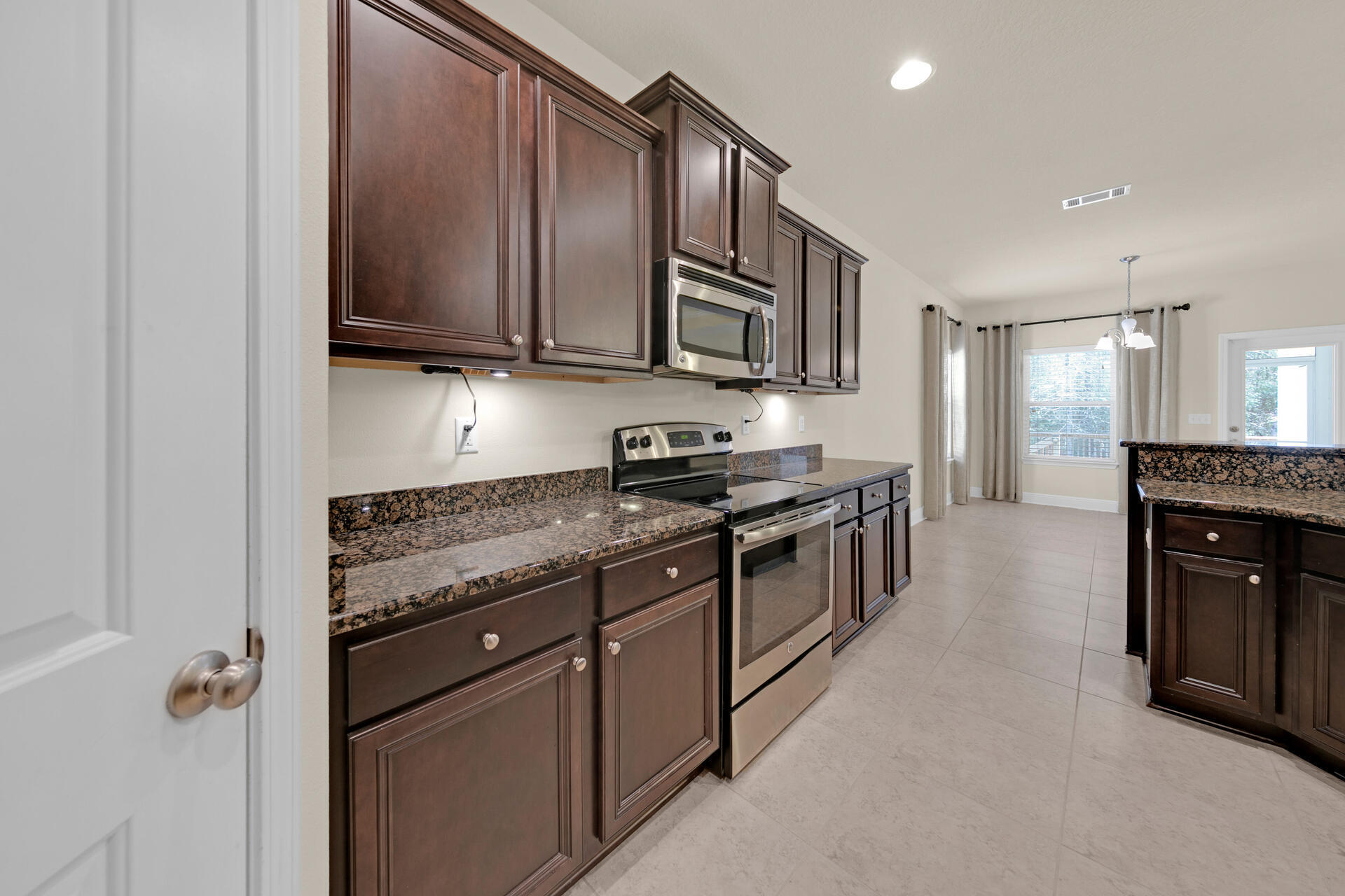 LAGRANGE LANDING - Residential