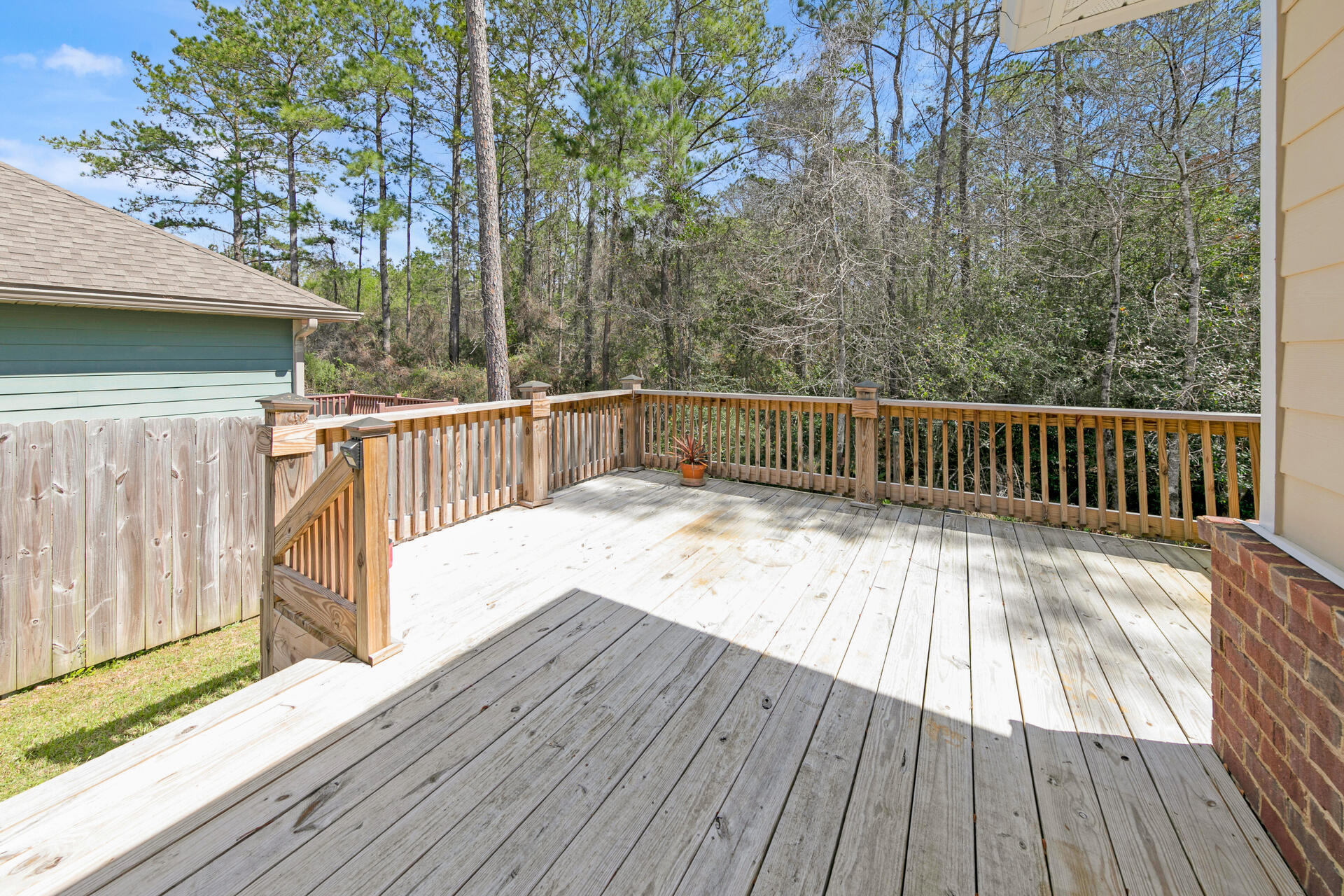 LAGRANGE LANDING - Residential