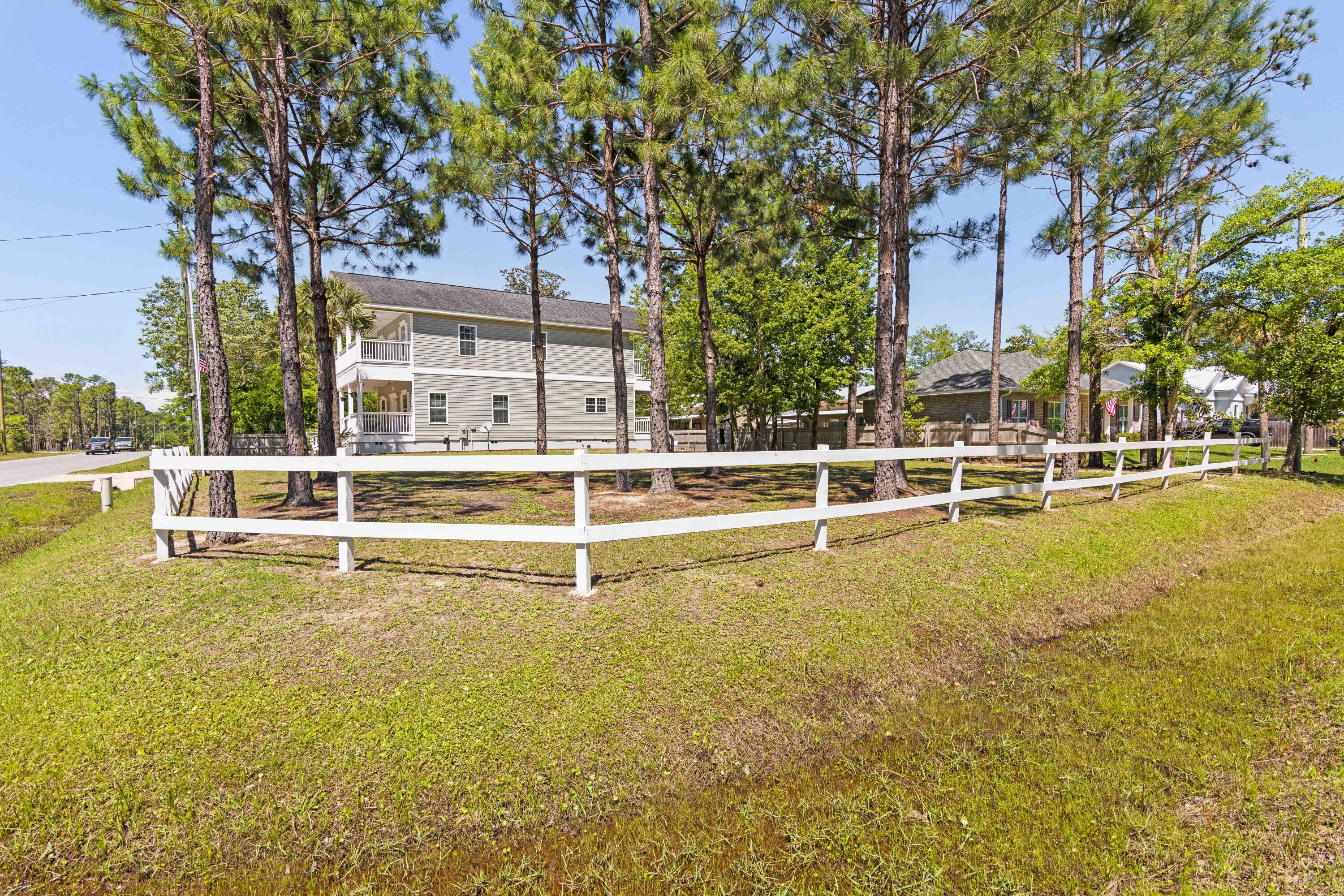 PLEASANT ACRES UNREC - Residential