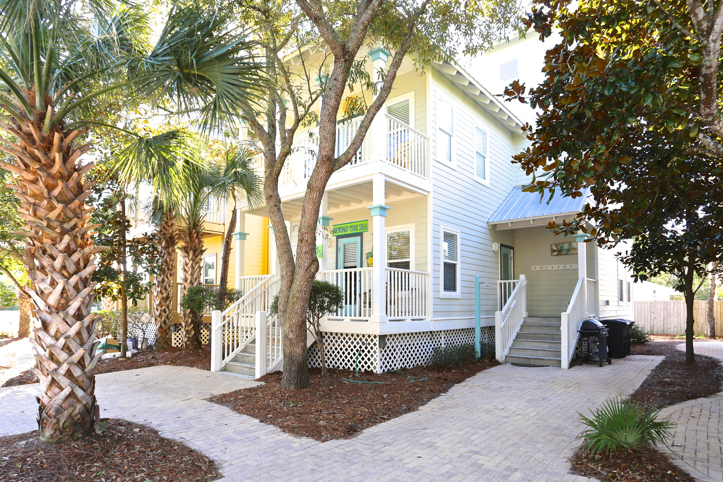 OLD FLORIDA VILLAGE - Residential