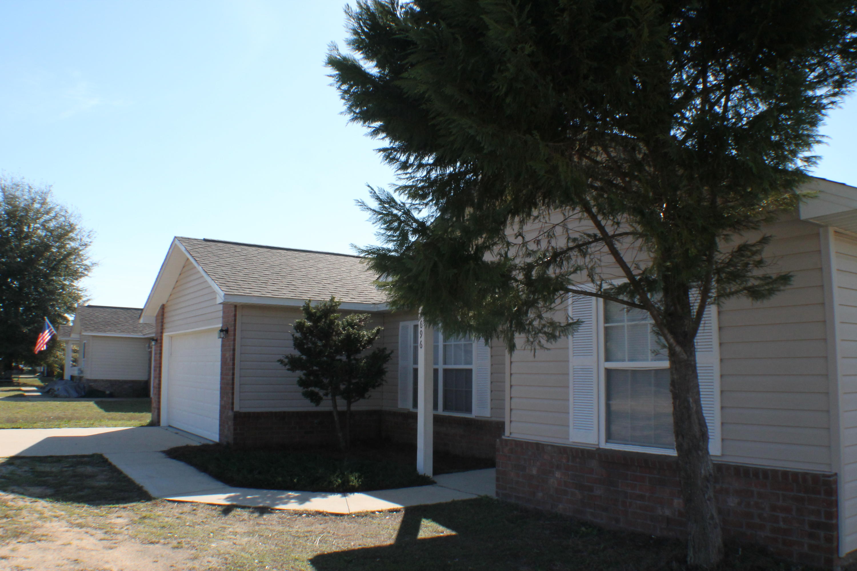 TRIPLE LAKES ESTATES - Residential