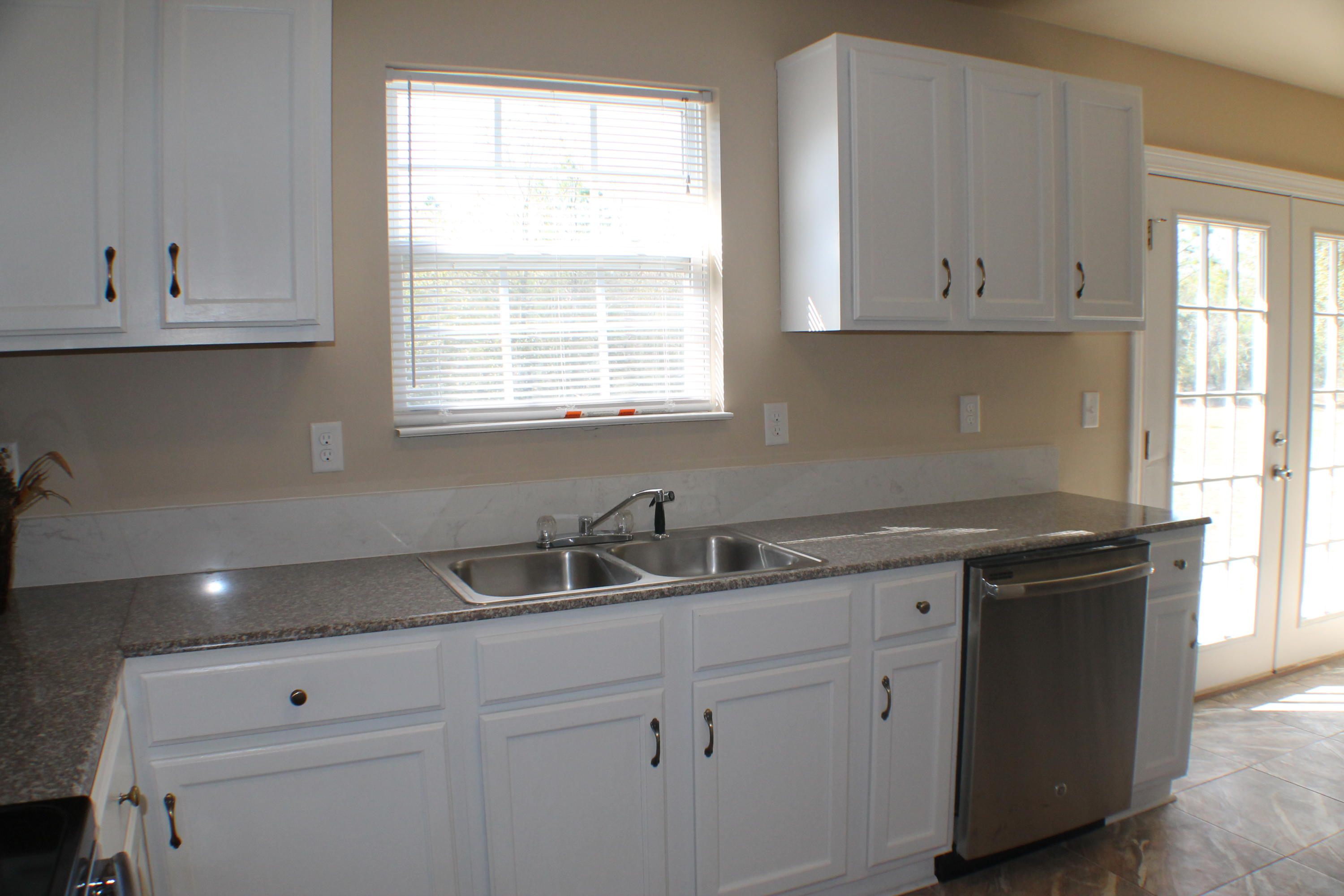 TRIPLE LAKES ESTATES - Residential